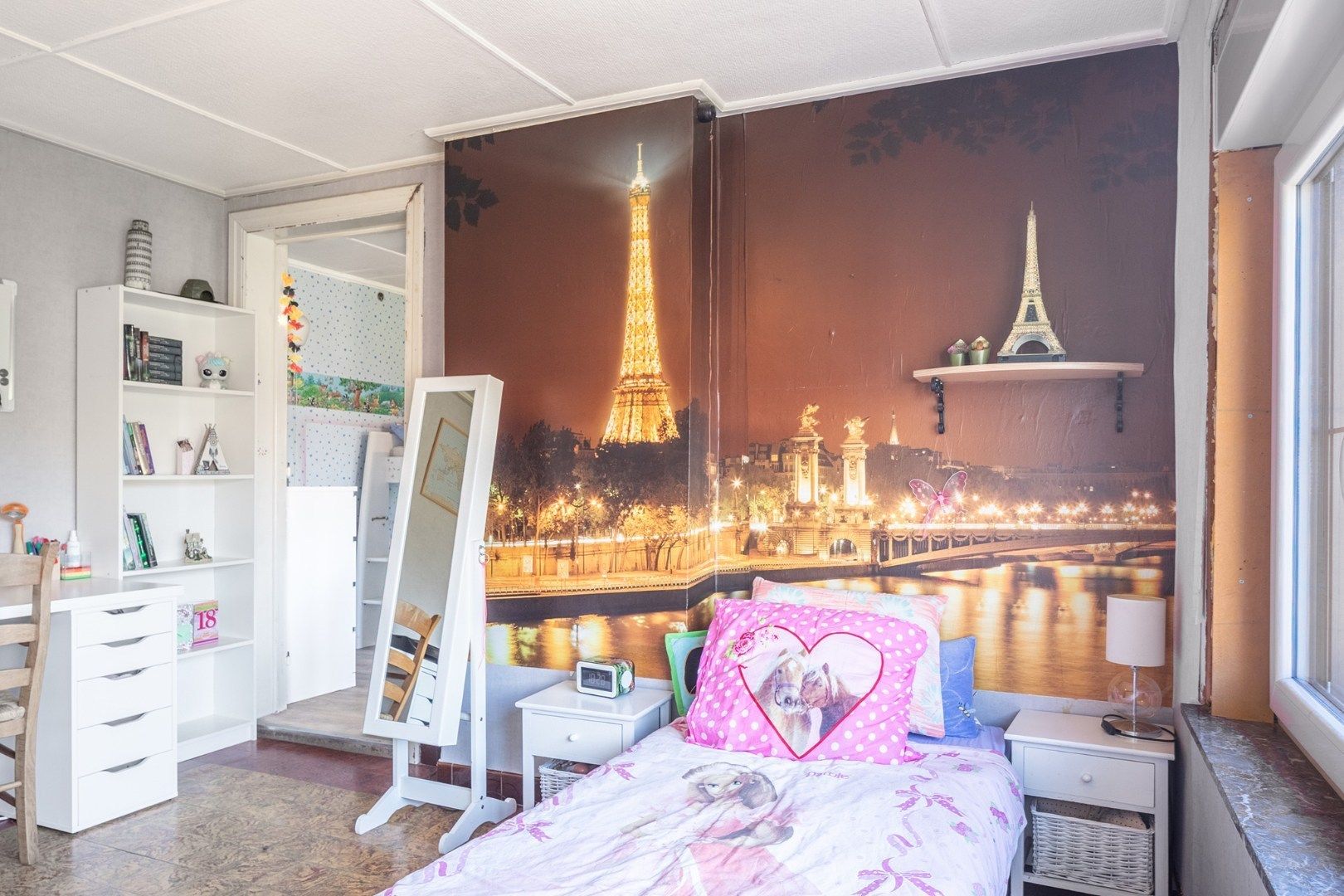 Ruime gesloten gezinswoning met tuin  foto 18