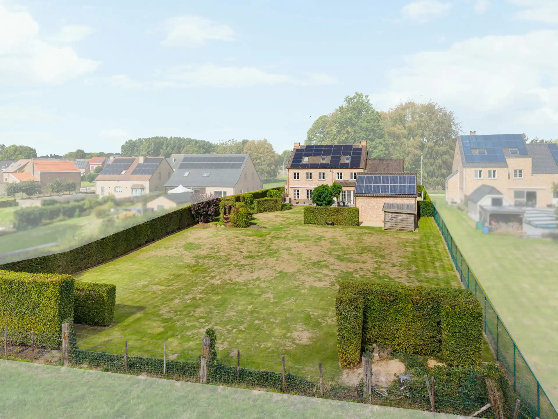 Exclusieve villa met zonnige tuin in Mal foto 52