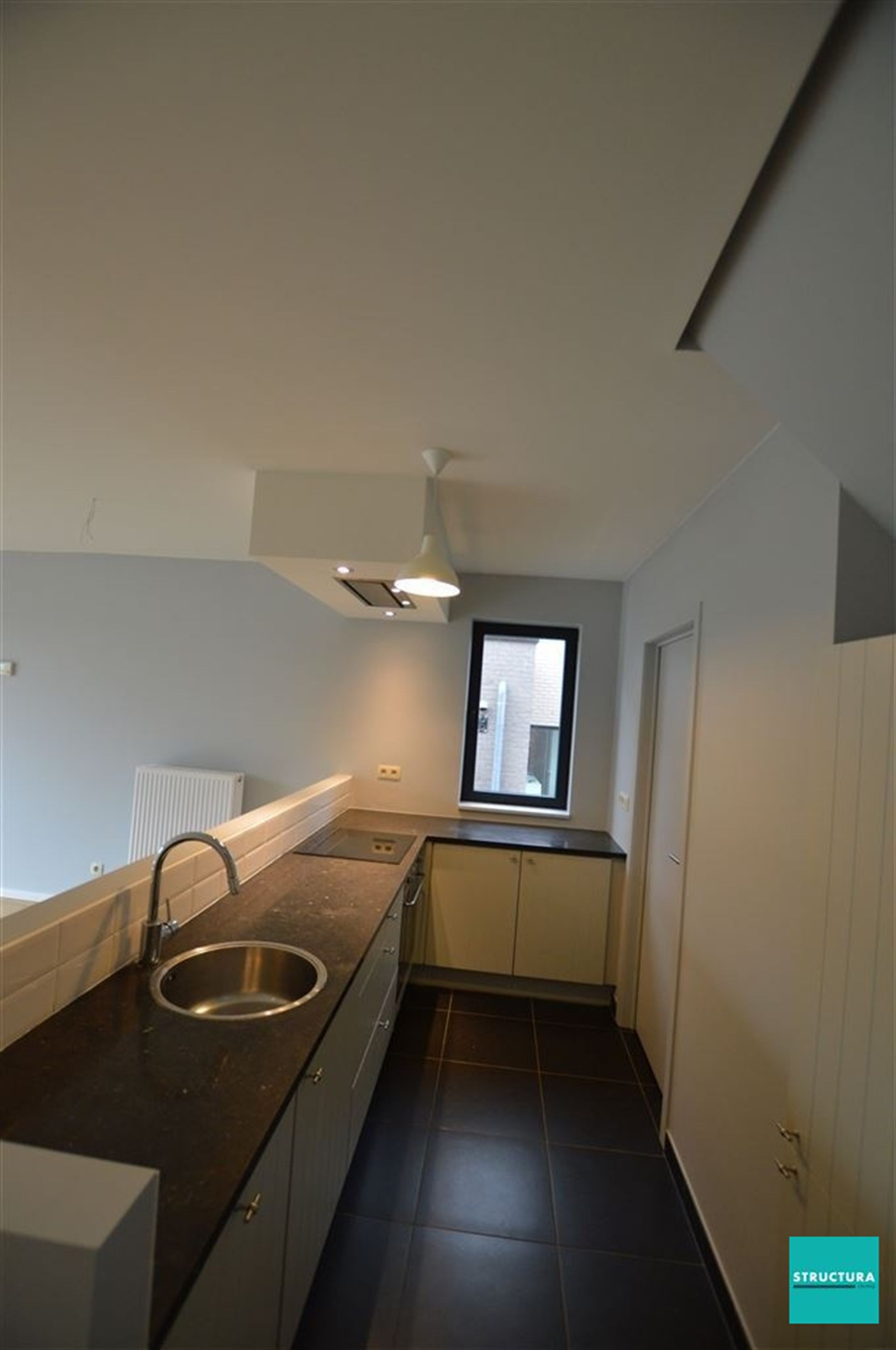 BEZOEKEN VOLZET! Luxe duplex met 3 kamers en 2 terrassen in het hart van Regelem! foto 8
