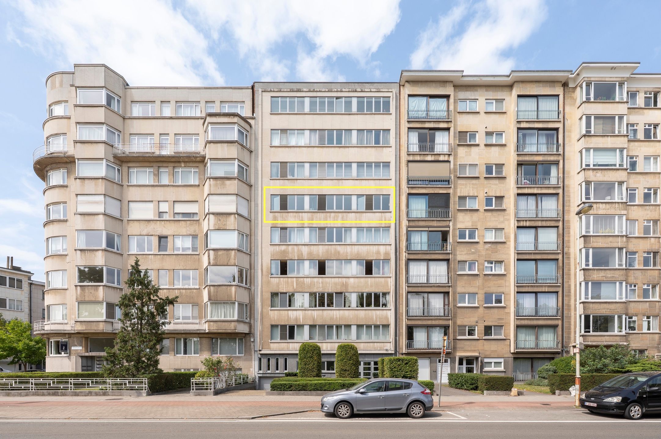 ANTWERPEN - Instapklaar drie slaapkamer appartement foto 12