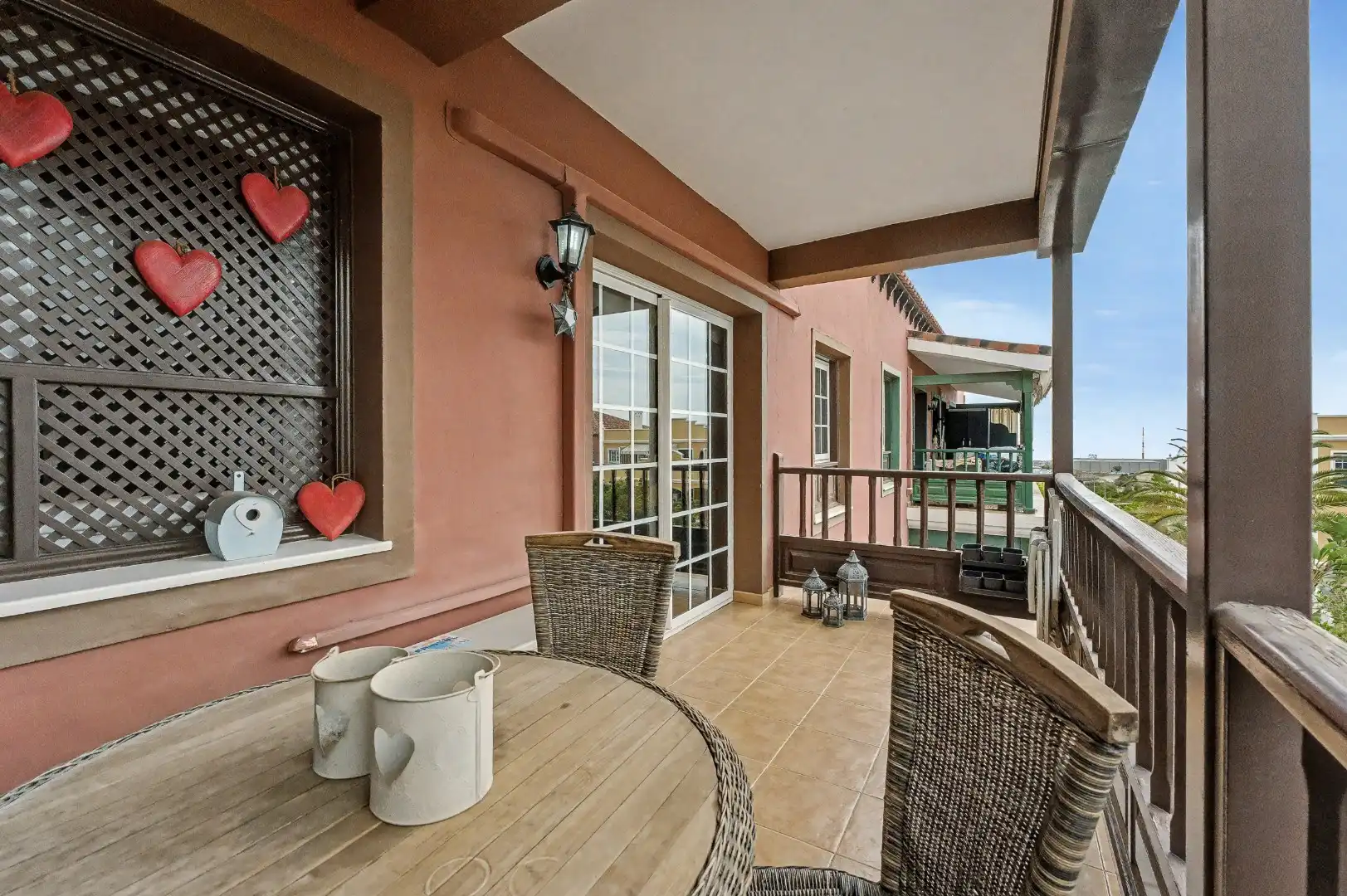 Mooi 3-slaapkamer hoekappartement in Residencial Biltmore, volledig instapklaar en in topconditie. foto 3