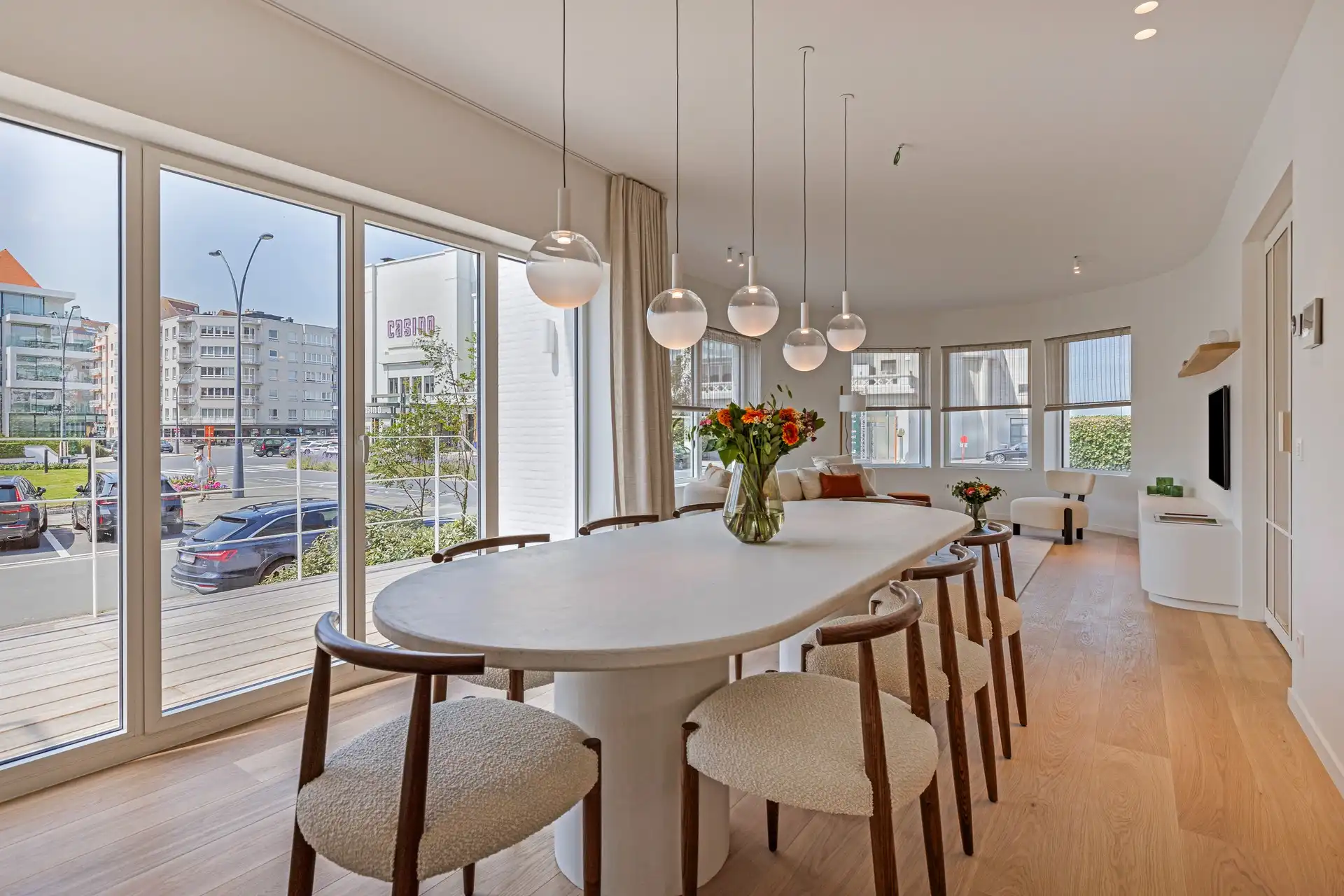 Exclusieve, volledig gerenoveerde hoekvilla met adembenemend zeezicht aan de Zeedijk. foto 16