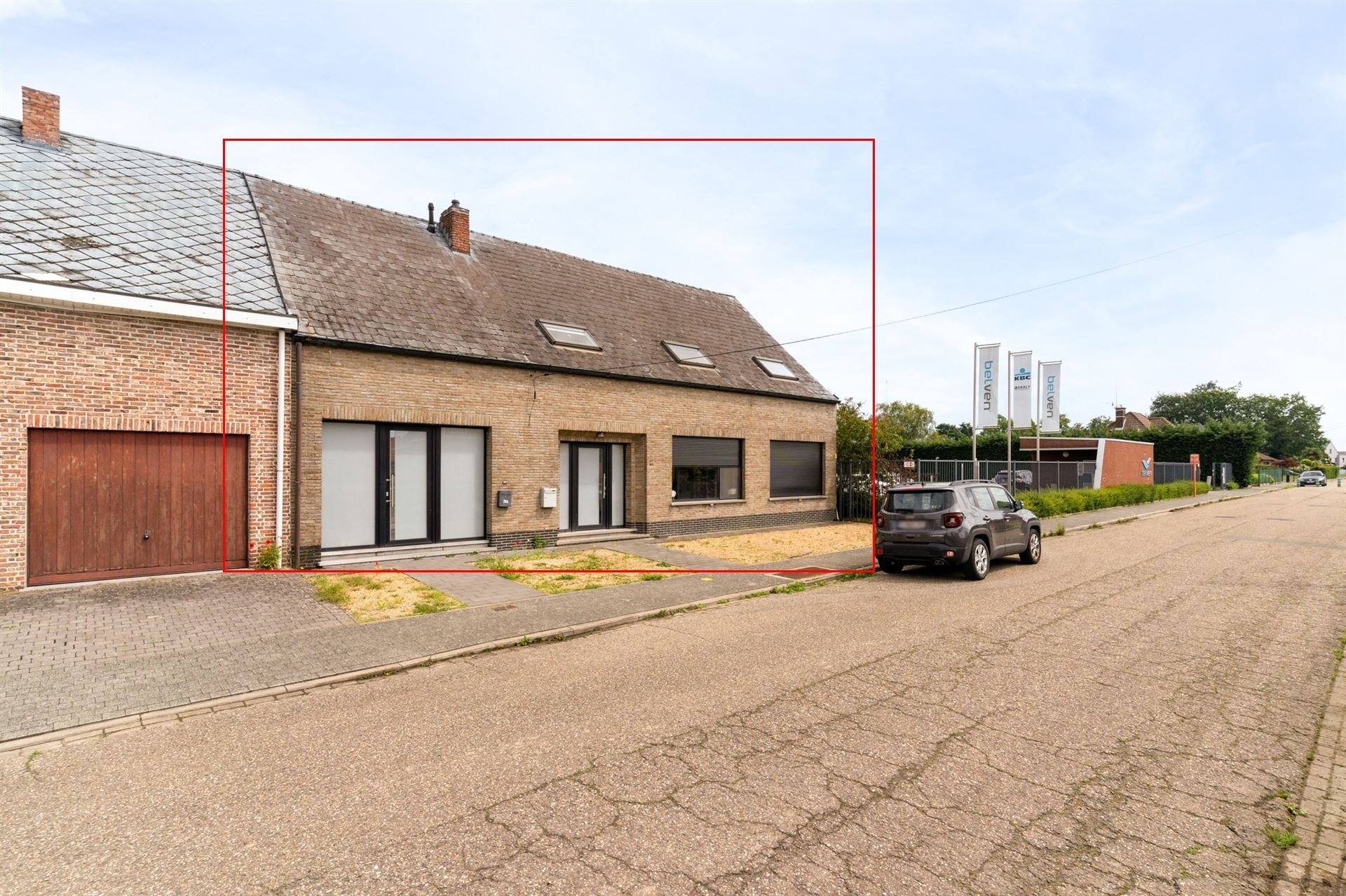 Meergezinswoning bestaande uit 2 app, tuin en dubbele carport foto 38