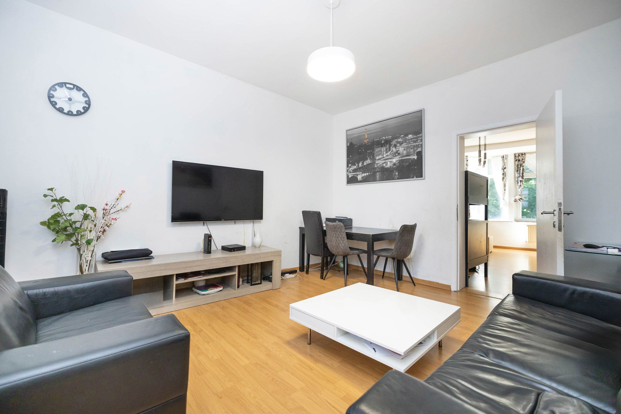 Mooi appartement 2 slaapkamers van ± 90 m² met terras foto 2