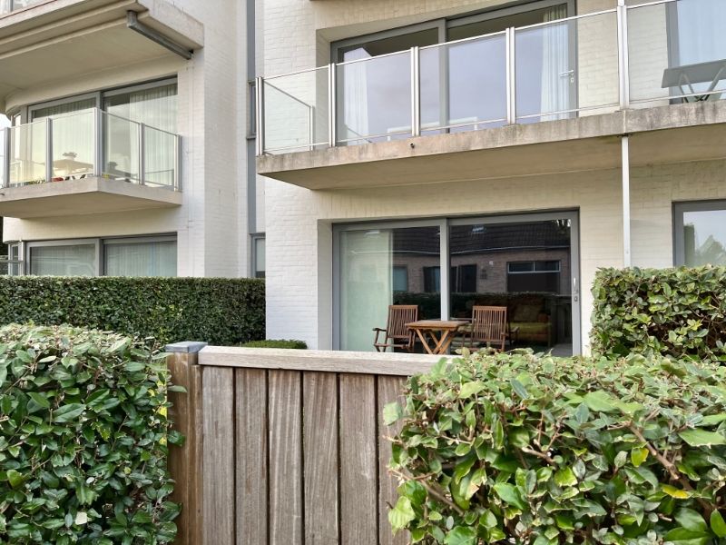 Gemeubeld villa-appartement met rustige ligging! foto 4