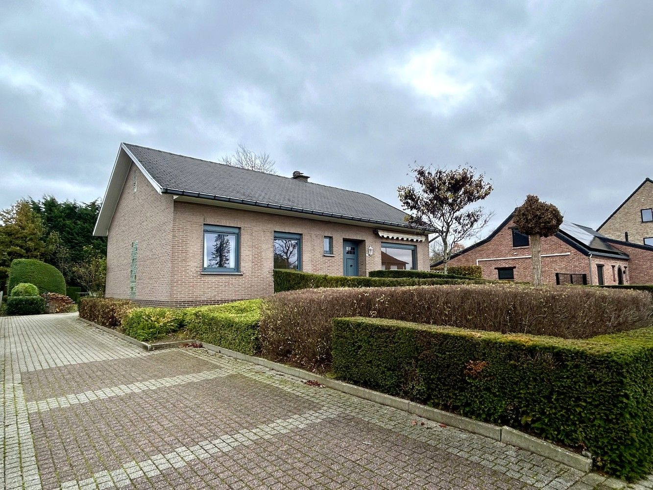 Ruime gezinswoning met prachtige tuin in rustige straat te Blanden foto 2