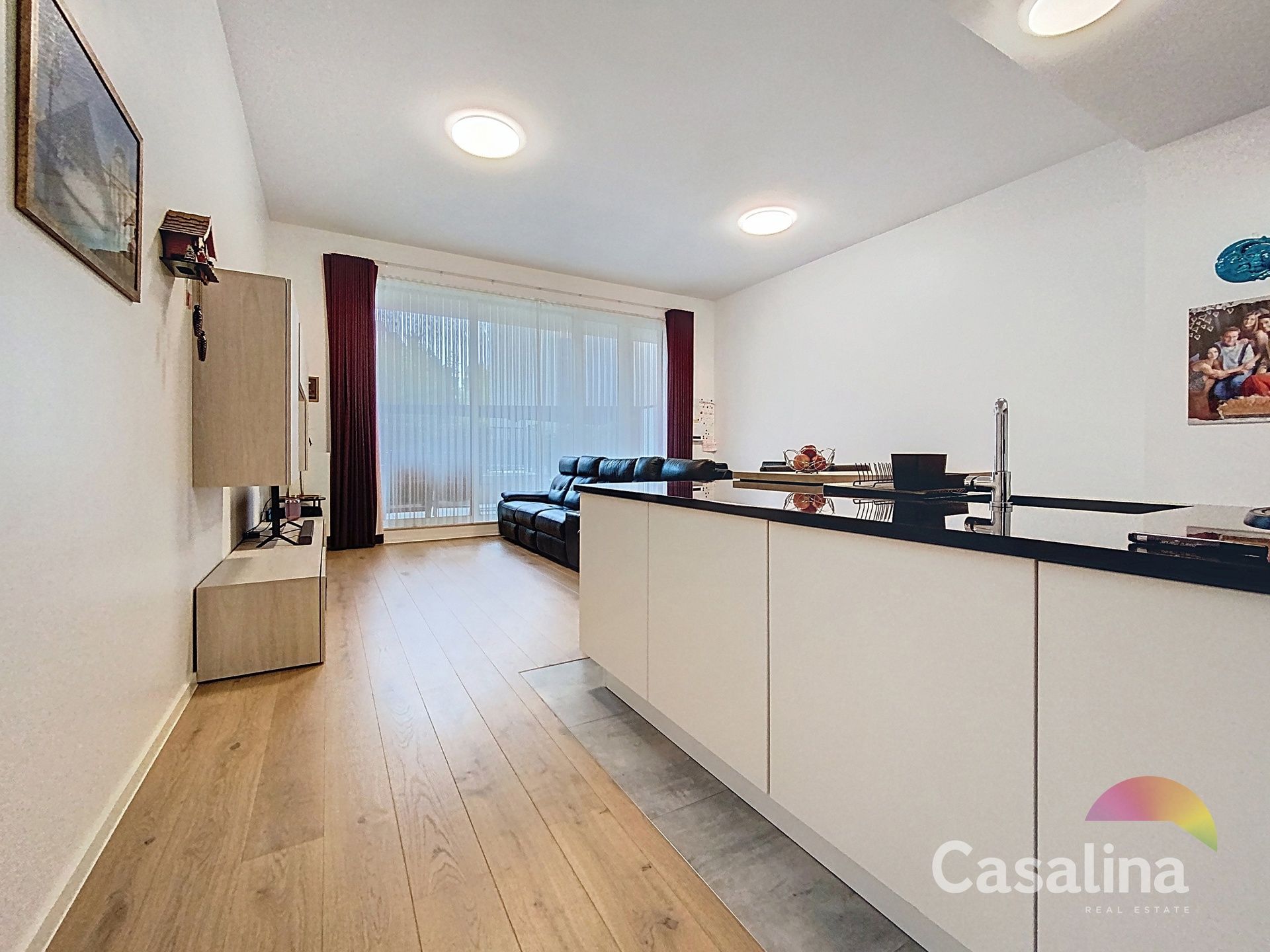 Gelijkvloers 3 slaapkamers met tuin en terras foto {{pictureIndex}}