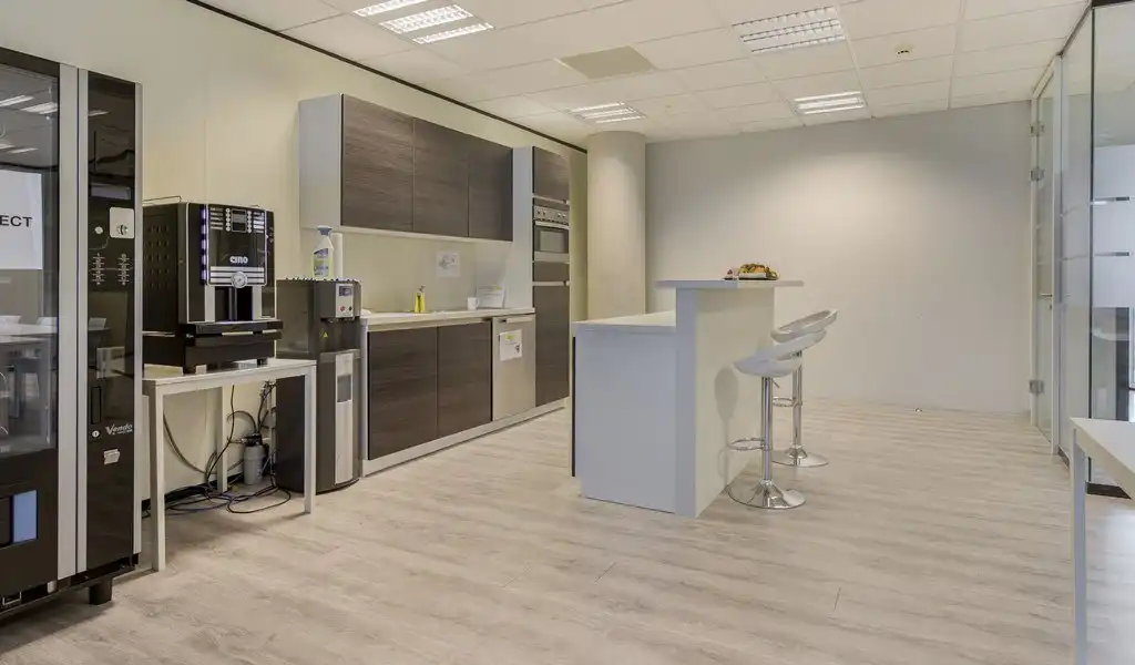 Recente kantoren te koop op topligging in Gent foto 25