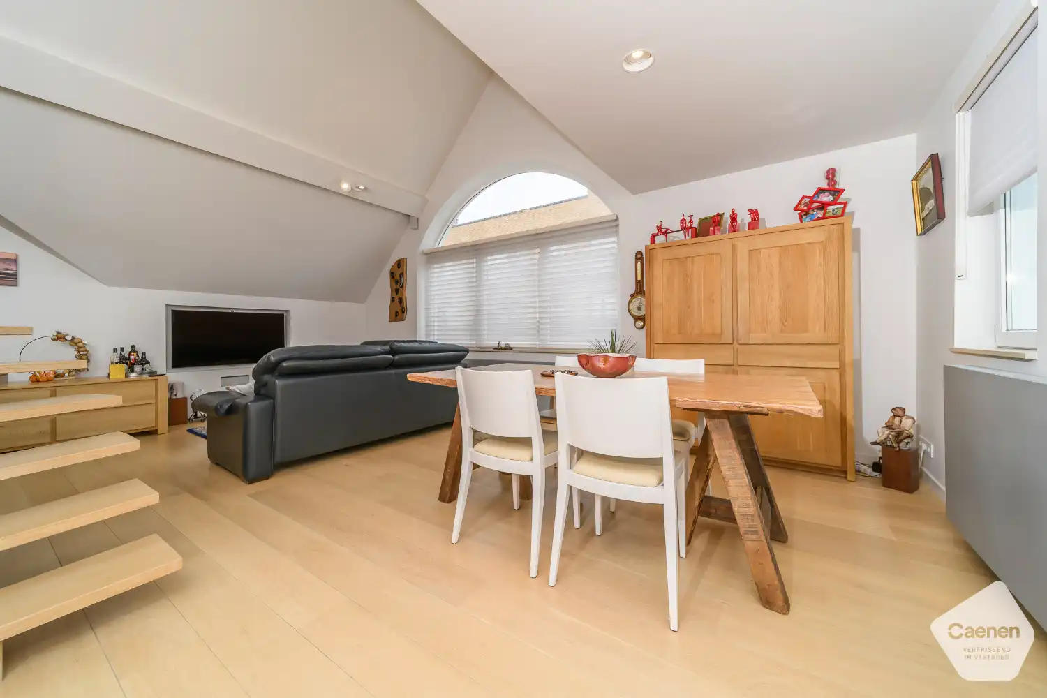 Ruim en lichtrijk appartement te koop in hartje De Panne foto 12