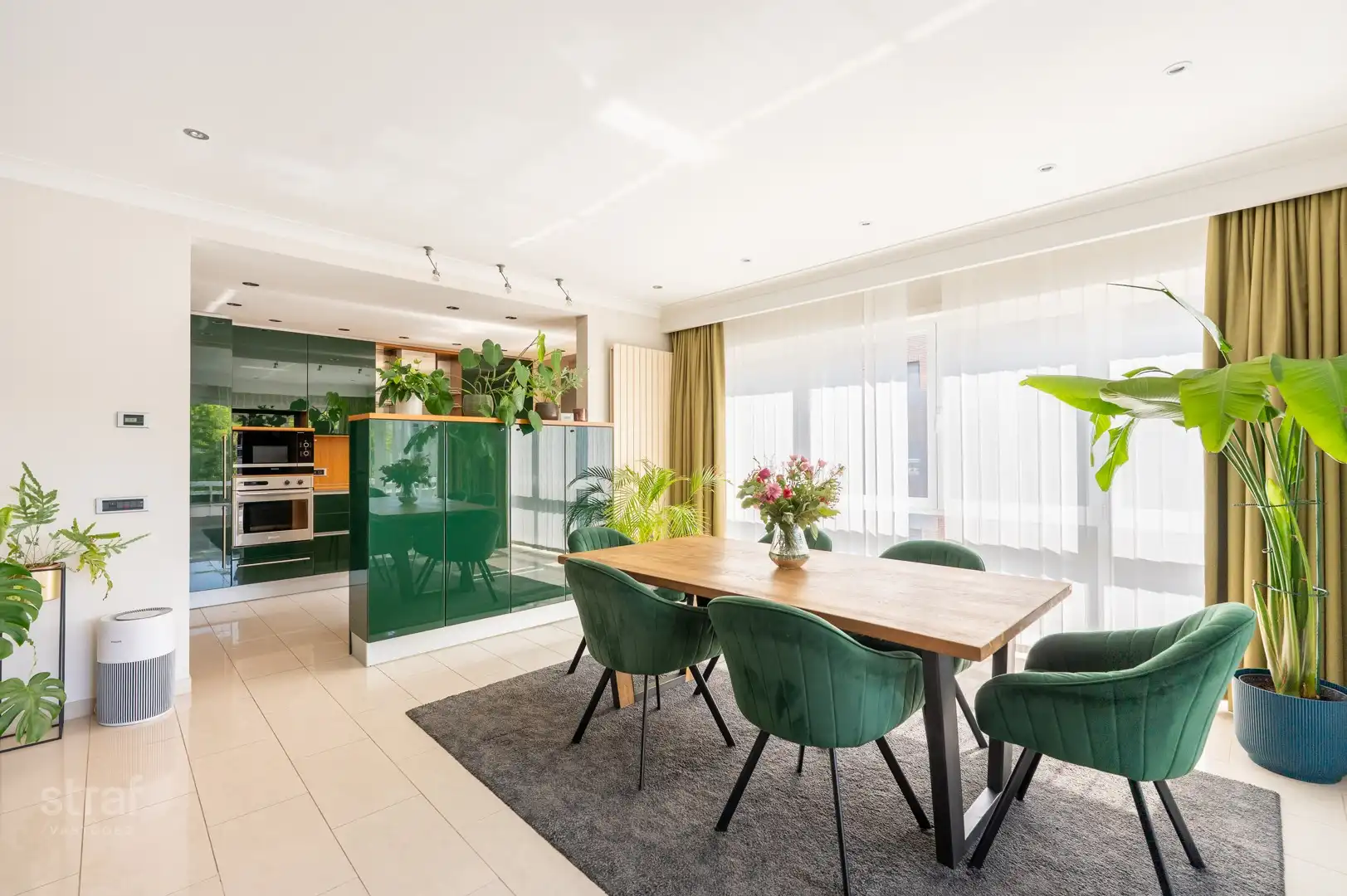 Ruim hoekappartement met 2 terrassen, garagebox, EPC B en topligging op Linkeroever foto 6