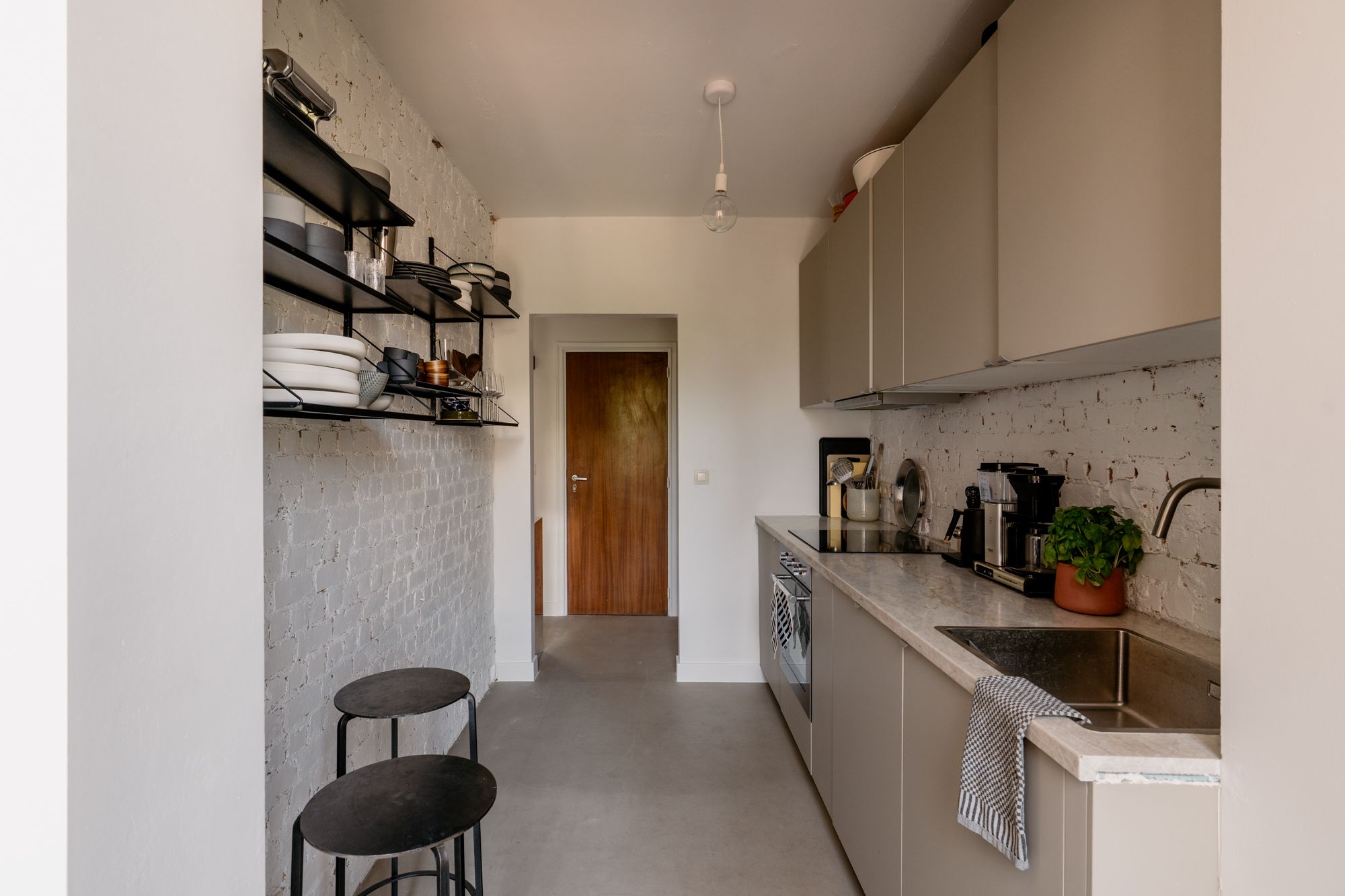 Blinkend bovenstuk (lees: dakappartement) op een paar stappen van het Rivierenhof foto 20