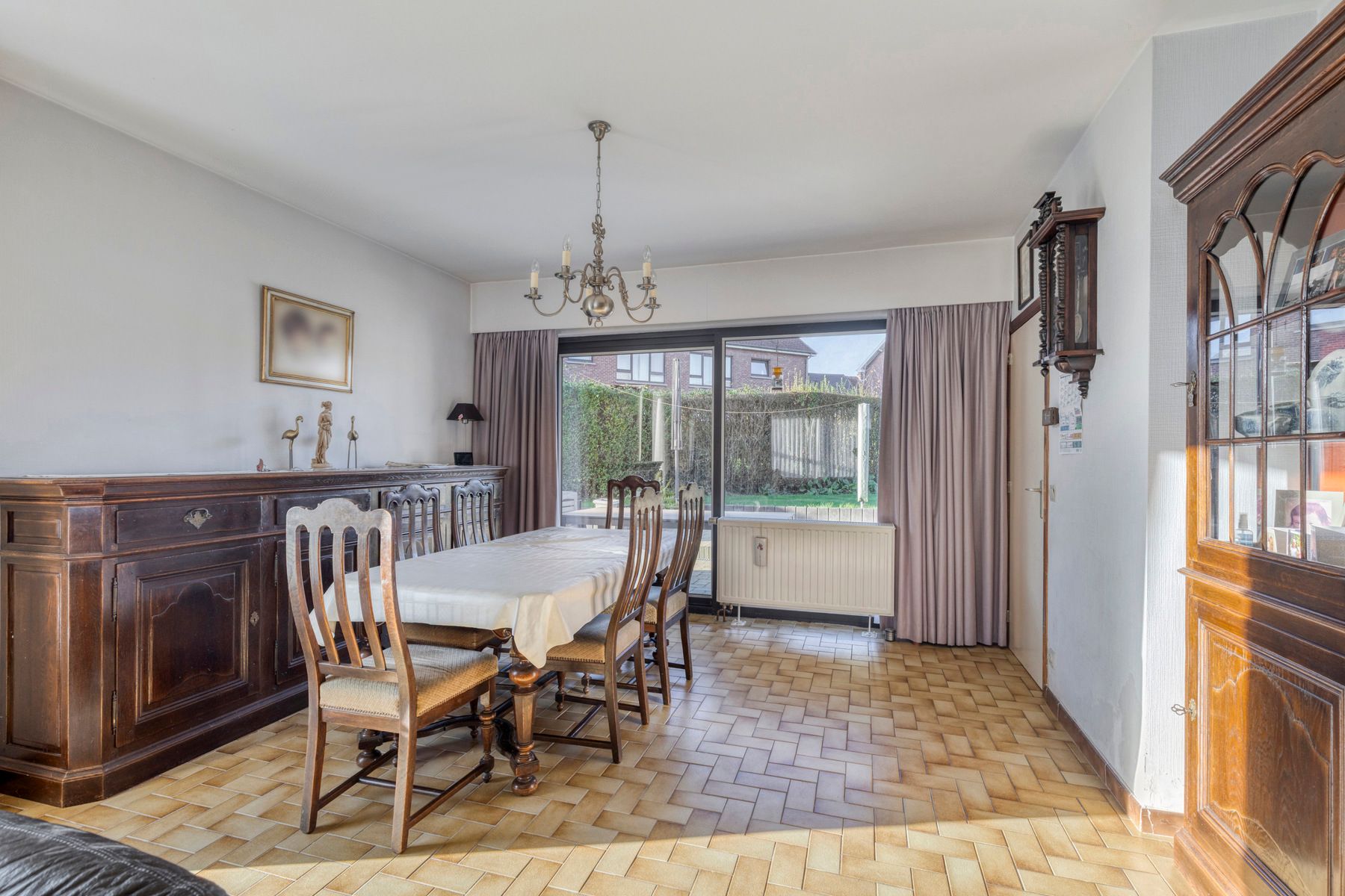 Leemans Immobiliën stelt u  deze centraal, maar toch bijzonder rustig gelegen woning in Dilbeek voor! foto 5