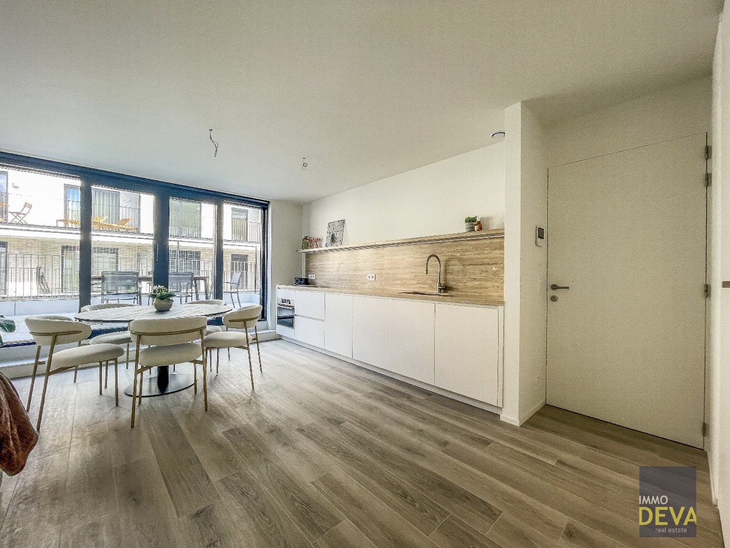 Nieuwbouw appartement INCLUSIEF inpandige parking gelegen te Duinbergen. foto 6