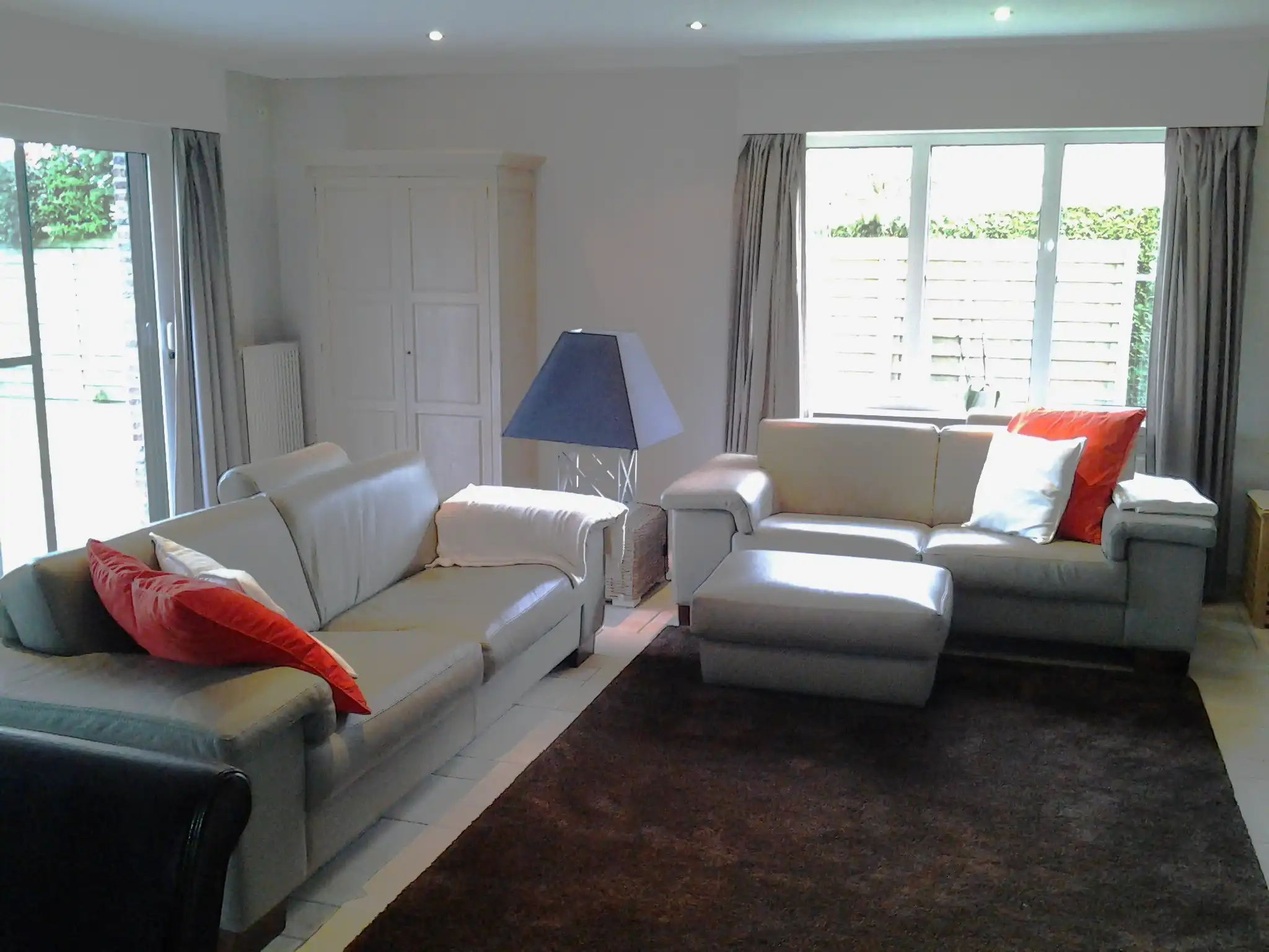 PRACHTIG GELEGEN ALLEENSTAANDE VILLA foto 4