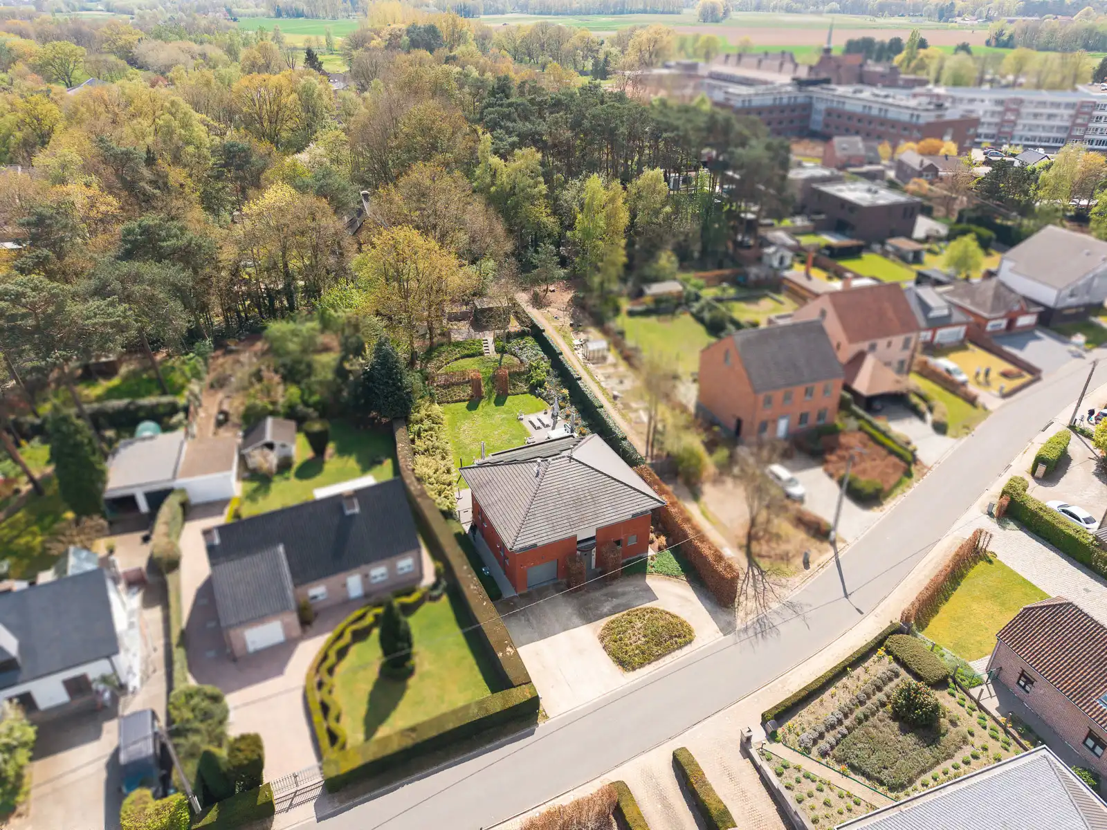 Ruime energiezuinige woning in rustige wijk foto 29