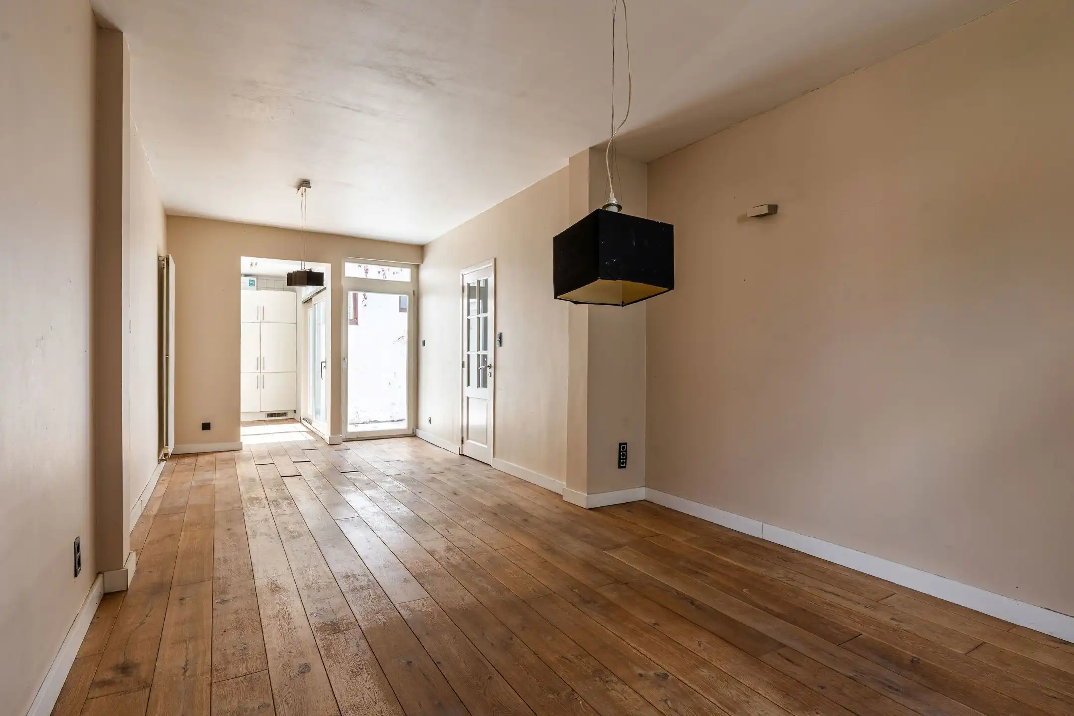 Authentieke stadswoning met 4 slaapkamers en ruime koer nabij Gent foto 4