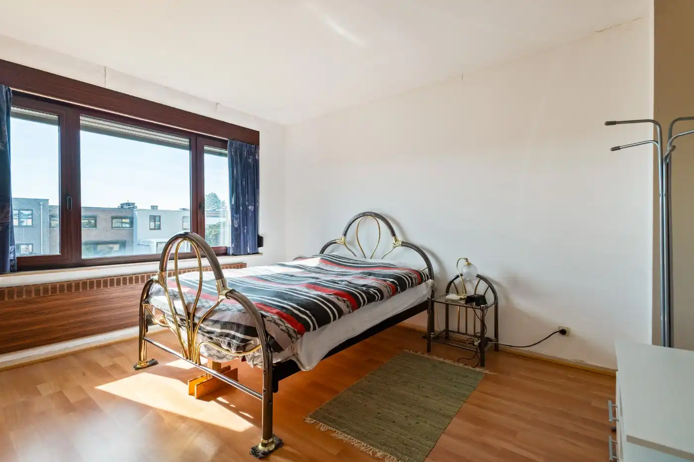 Op te frissen woning met 3 slpk., inpandige garage en west-tuin foto 15