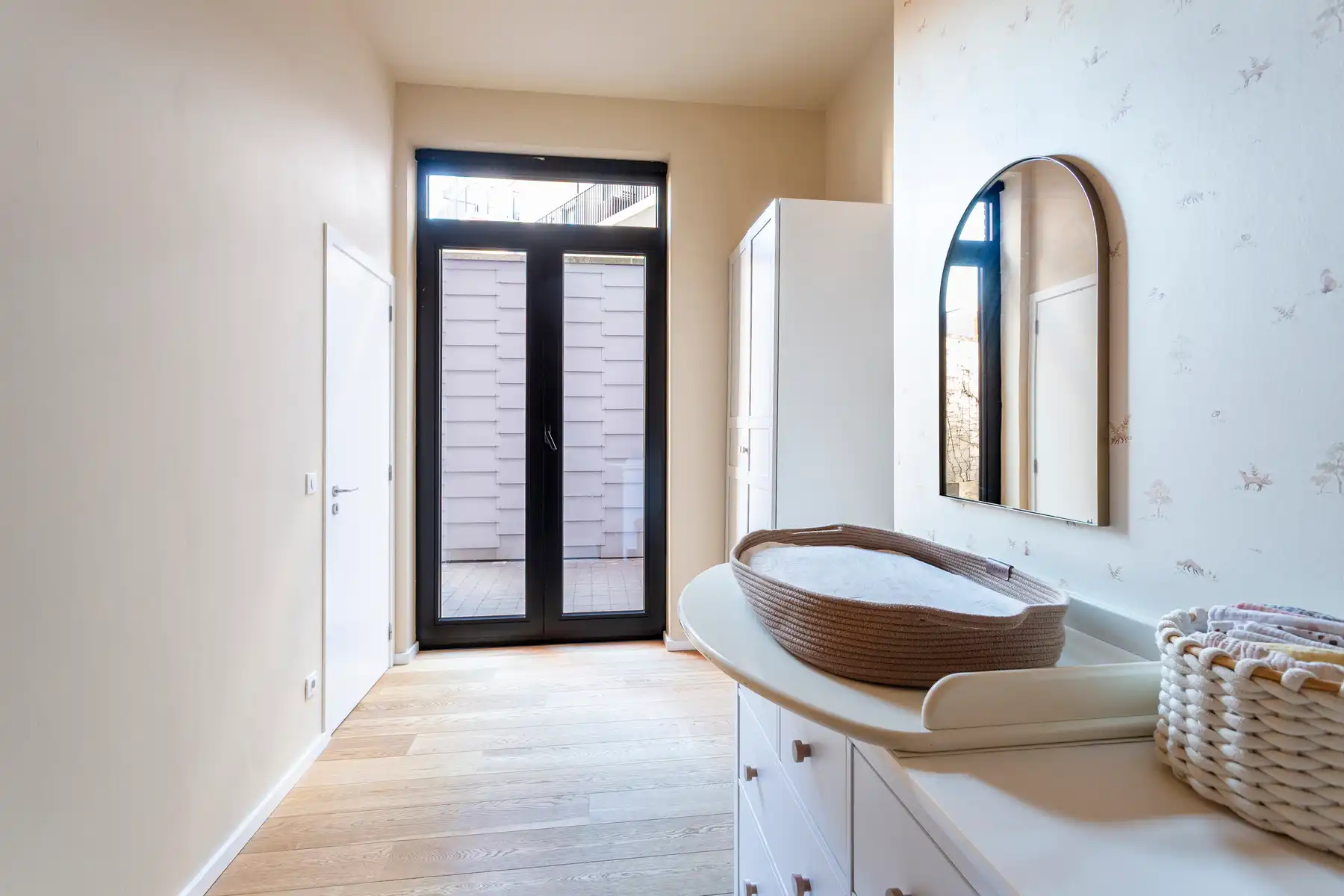 Gelijkvloers appartement met ruim terras op toplocatie! foto 9