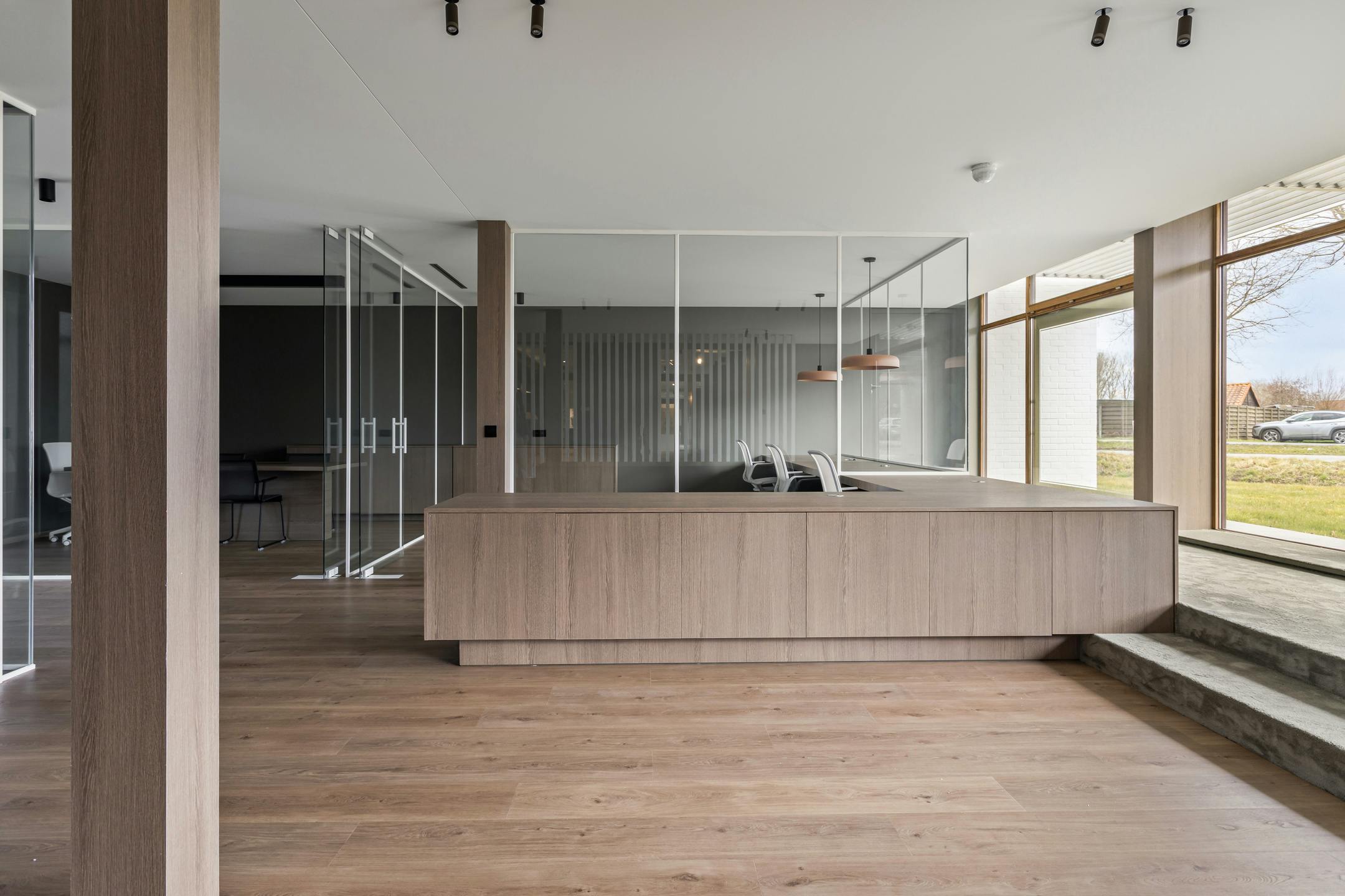 Kantoor (300 m²) Te huur te Torhoutsesteenweg, Zedelgem foto 4
