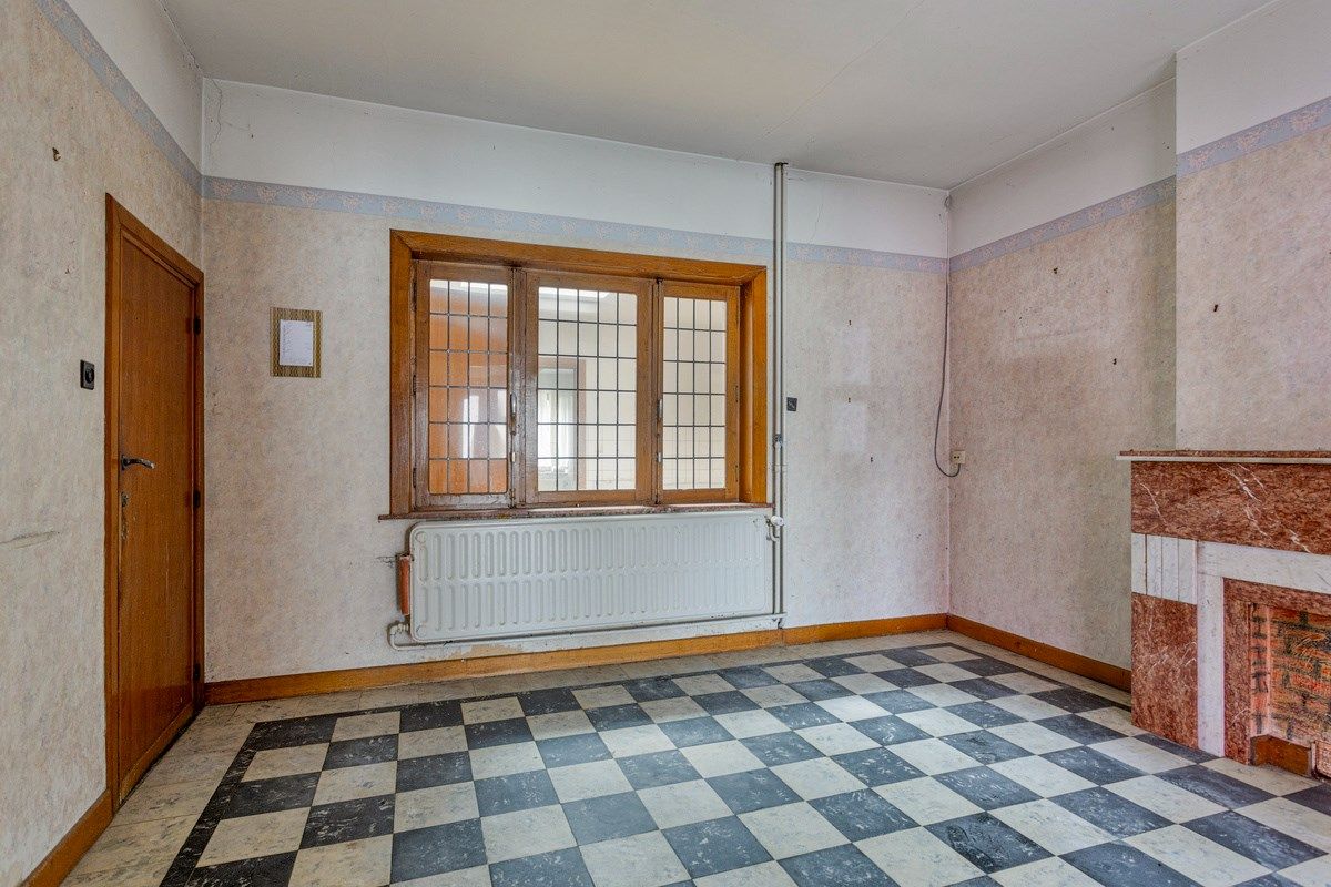 Grote woning in Tongeren centrum met ruimte voor burelen of praktijk foto 6