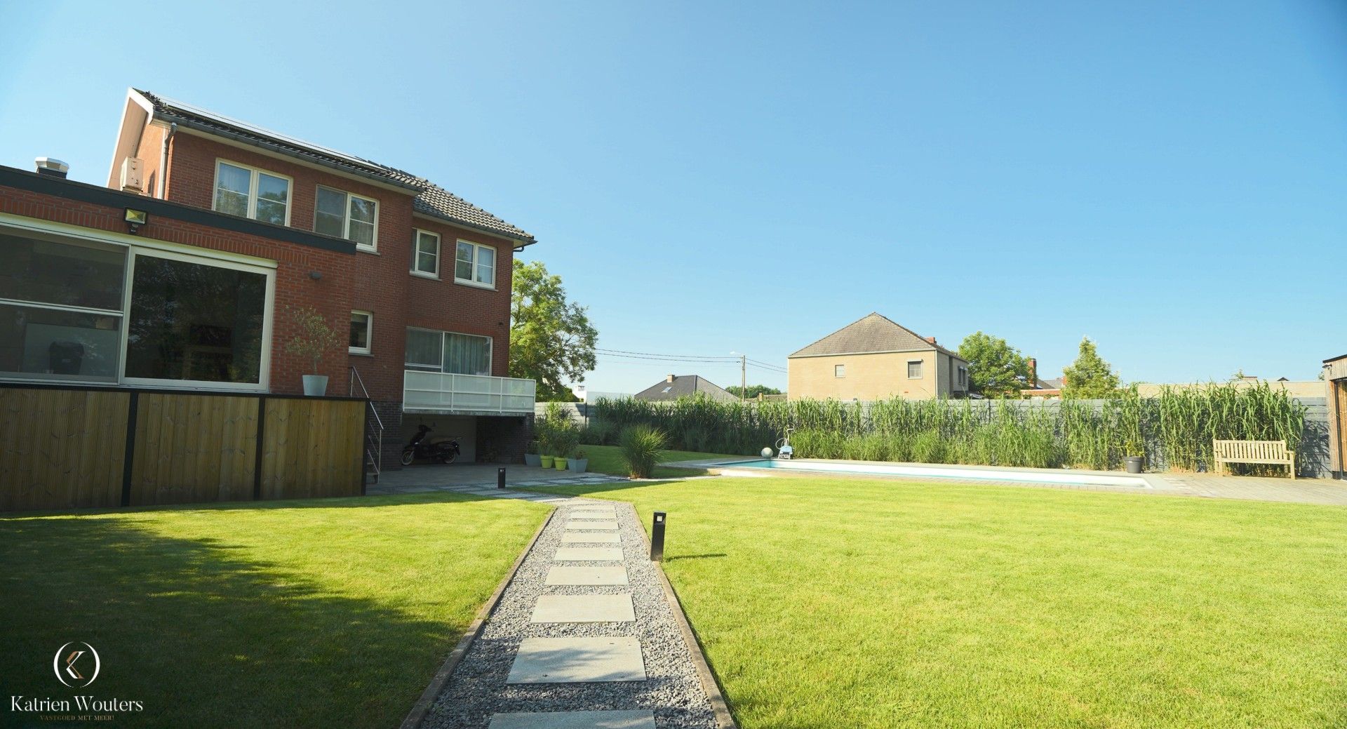 Uitzonderlijk landhuis met tal van moderne technieken, verwarmd zwembad en poolhouse foto 30