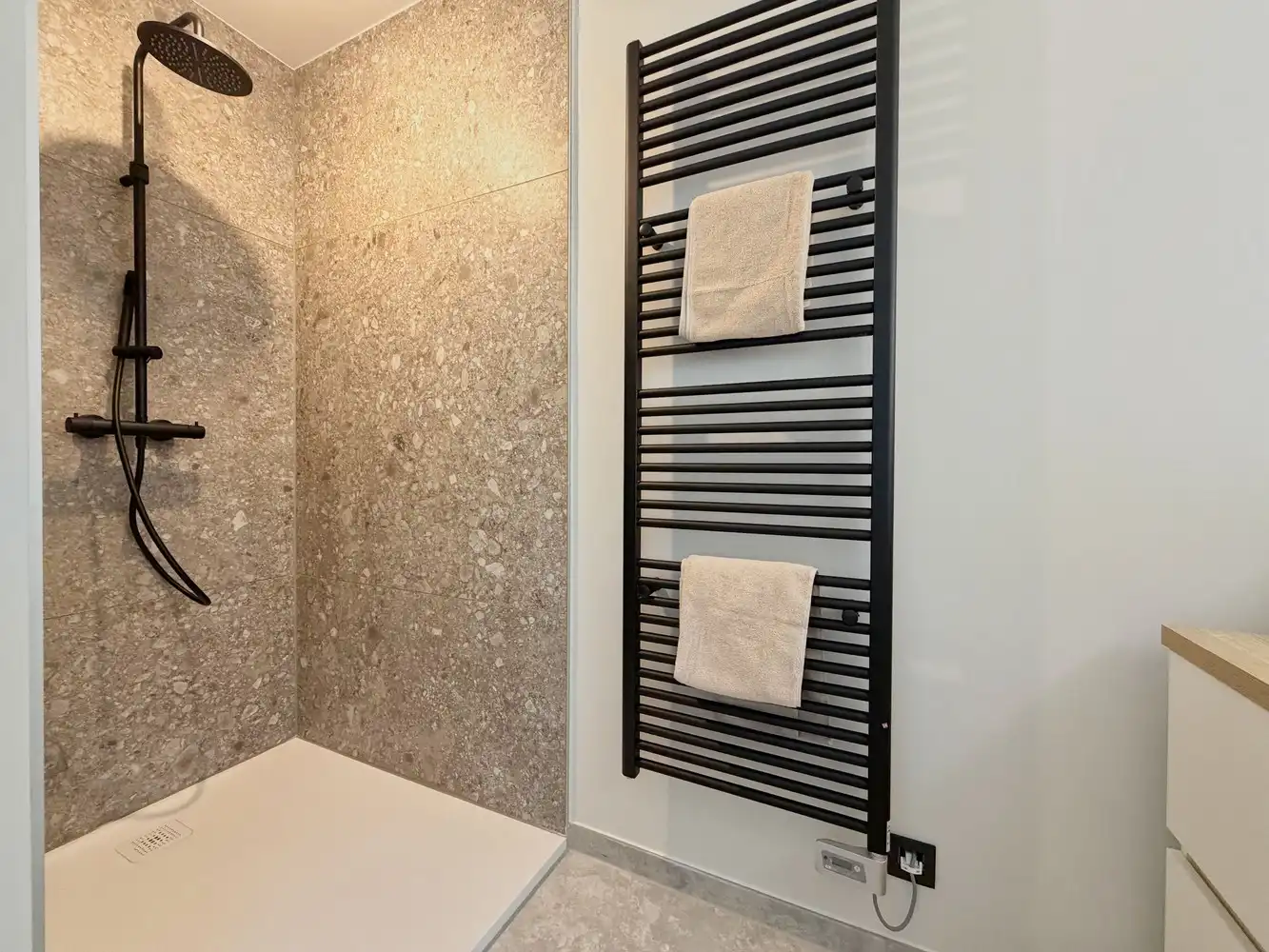 Exclusieve, energiezuinige woning met 3 slpks., 2 badks. + tuin foto 12