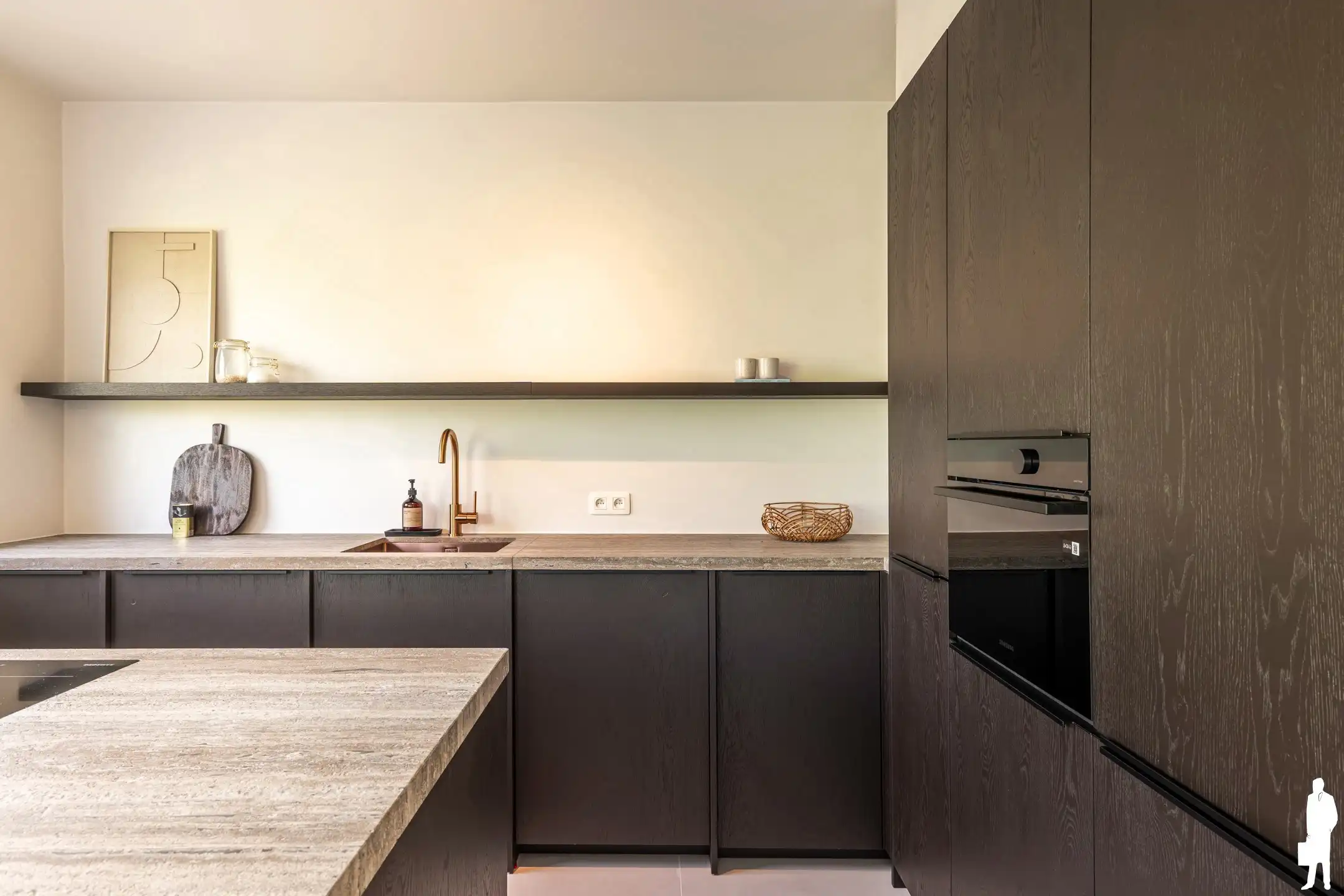 Stijlvol appartement met 2 slpks in de Elsdonkwijk foto 6