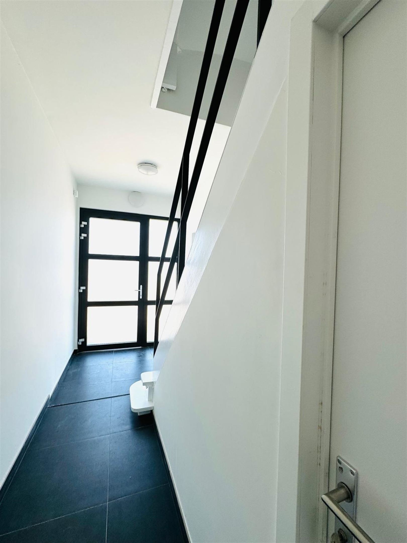 BUILDING met kantoren/appartementen 647m² langs ALBERTKANAAL. foto 22