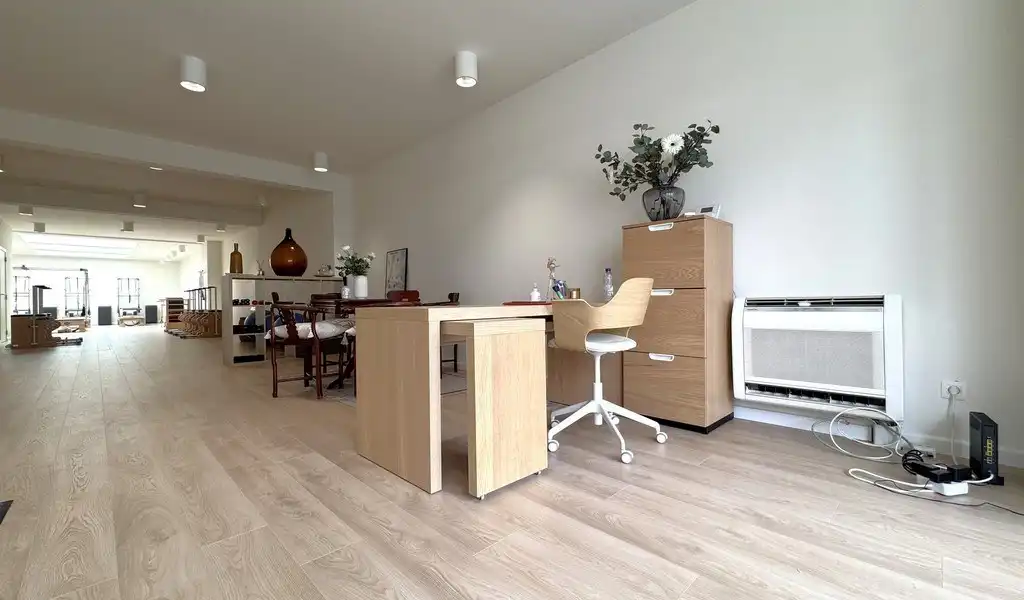 Gelijkvloers kantoor te huur nabij het centraal station Antwerpen foto 10