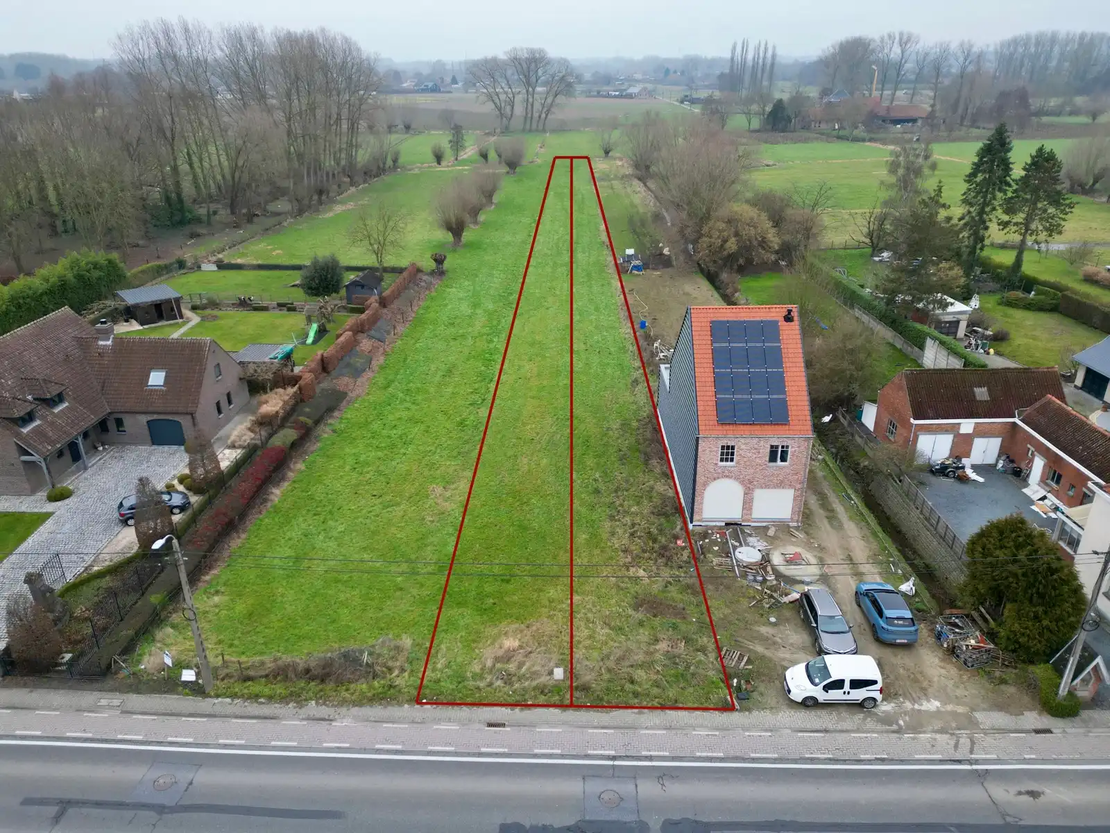 Prachtig gelegen bouwgrond voor gesloten bebouwing! foto 2