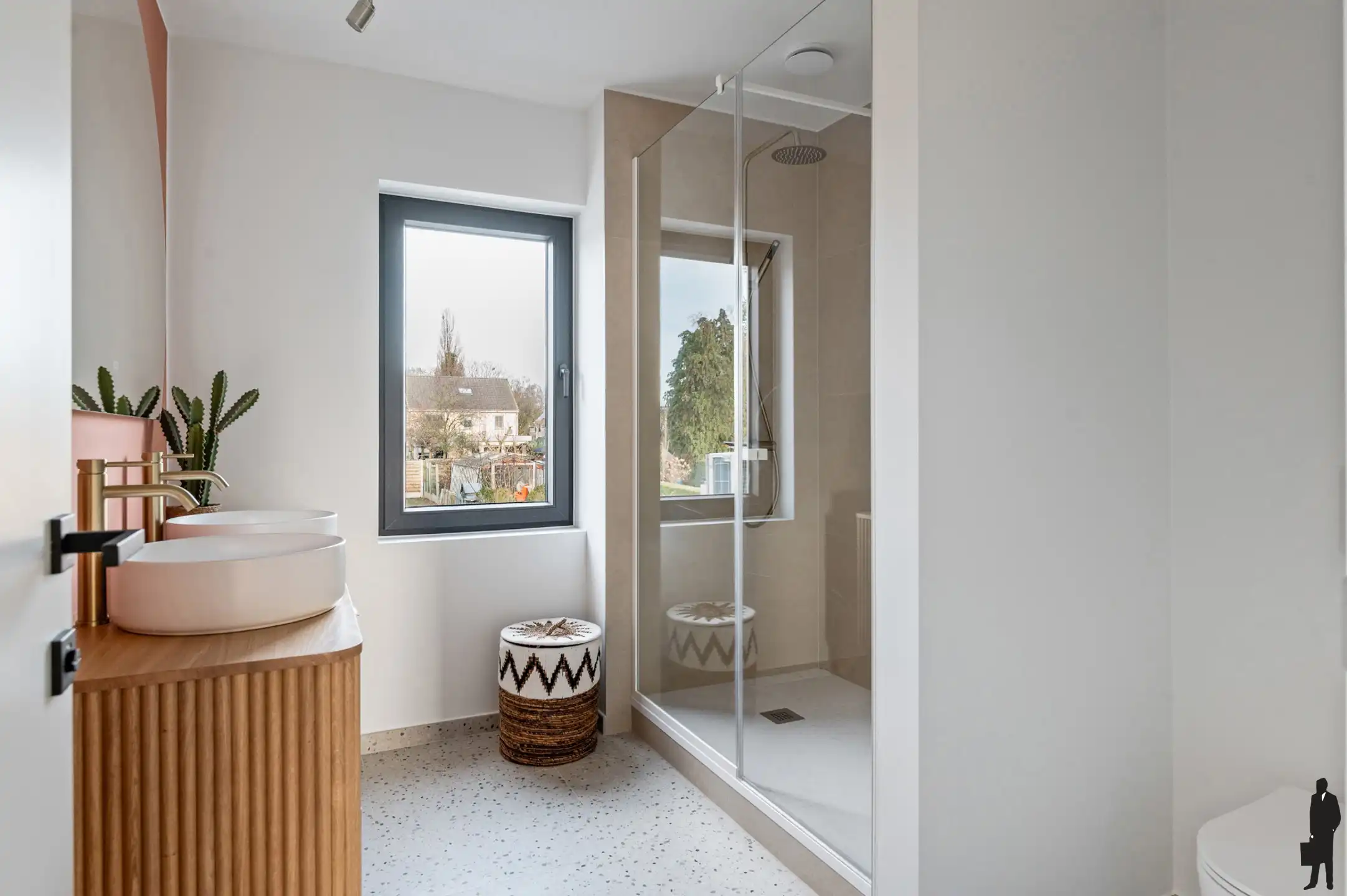 Gerenoveerde woning met grote tuin in het centrum van Duffel foto 19