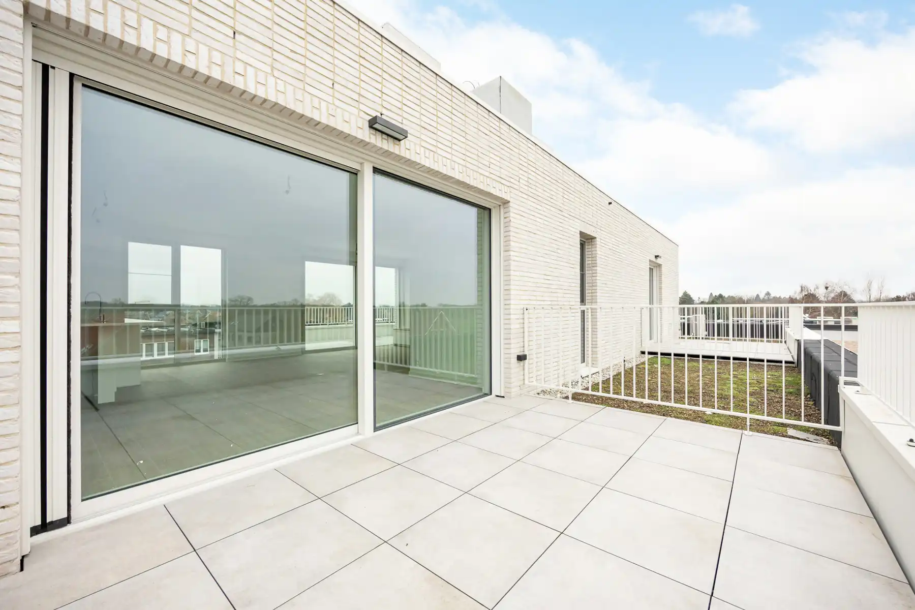 ENERGIEZUINIGE PENTHOUSE MET 2 RUIME TERRASSEN foto 12