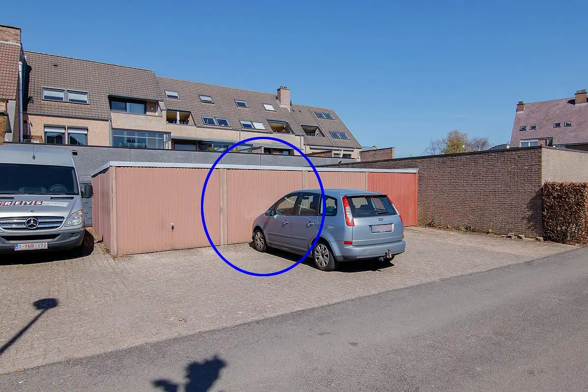 Verzorgd appartement met 2 slaapkamers,  groot terras en lift foto 6