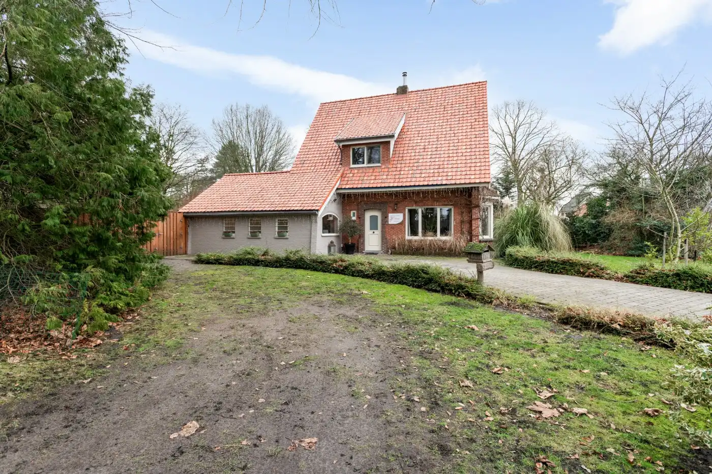 Ruime, instapklare, vrijstaande woning met 5 slpk., grote tuin en praktijkruimte foto 36