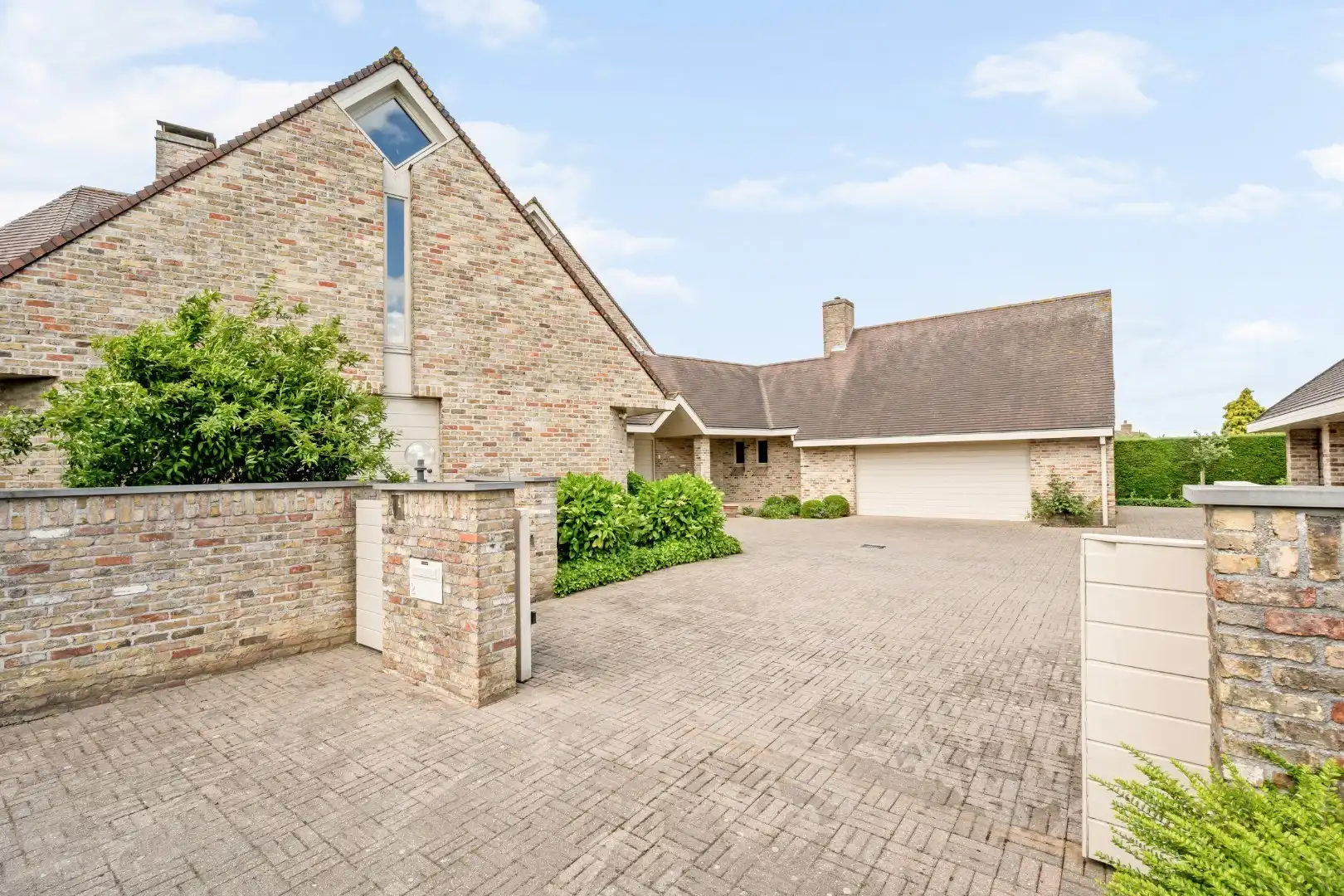 Villa met 5 slaapkamers, dubbele garage, carport en verzorgde tuin in Westrozebeke foto 26