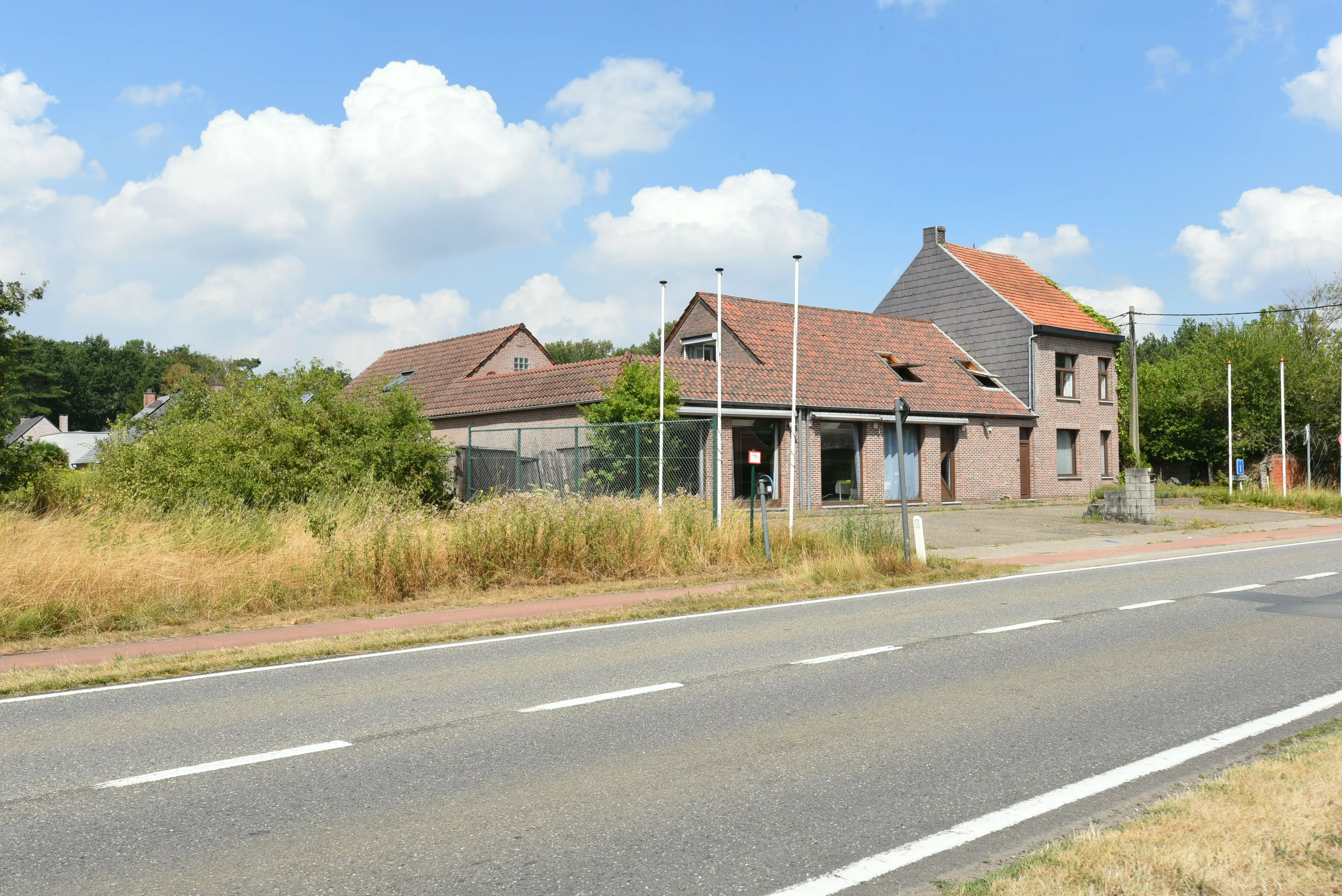 Handels-woonhuis Te Koop foto 2