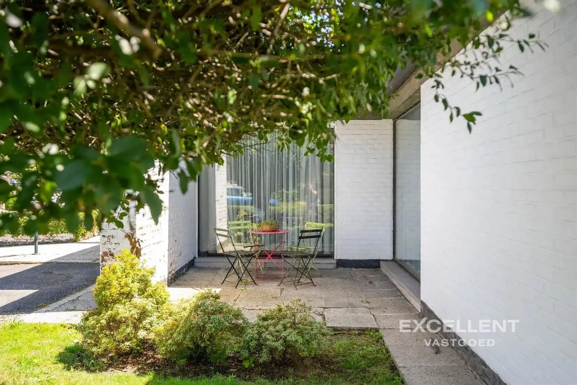 Ruime bungalow op rustige ligging Deinze foto 7