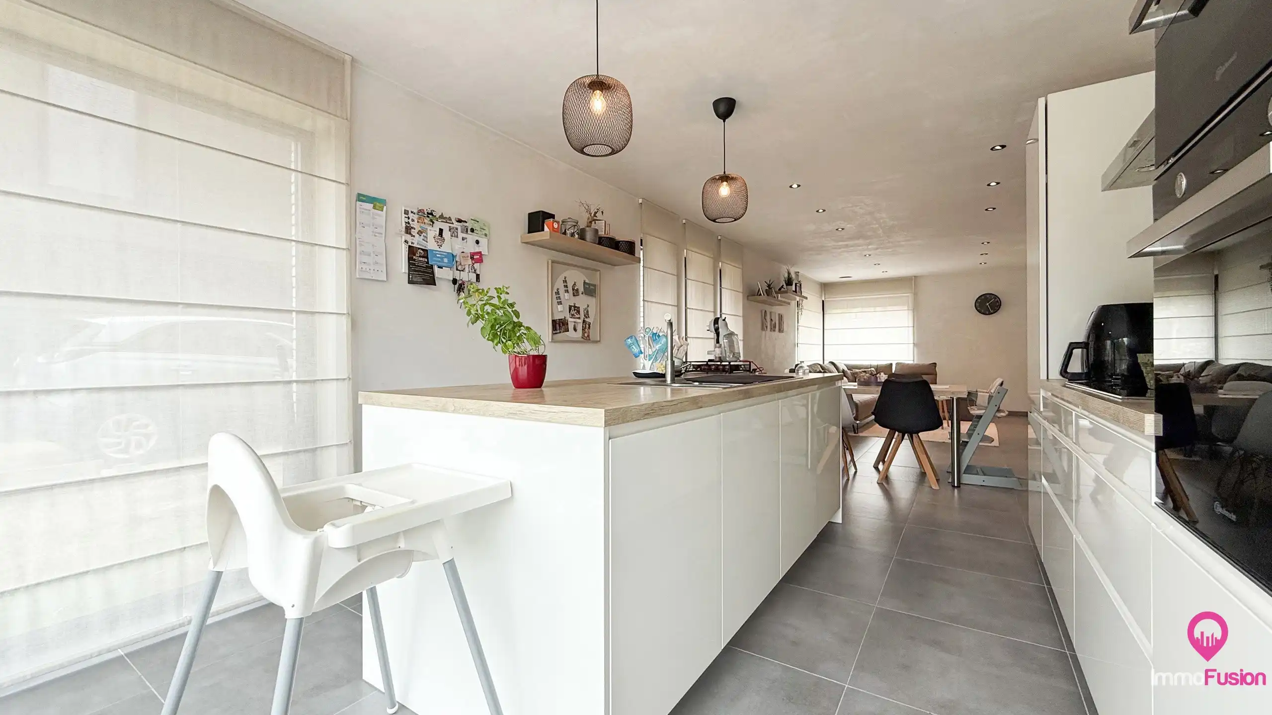 Moderne halfopen nieuwbouwwoning met 4 slaapkamers! foto 12