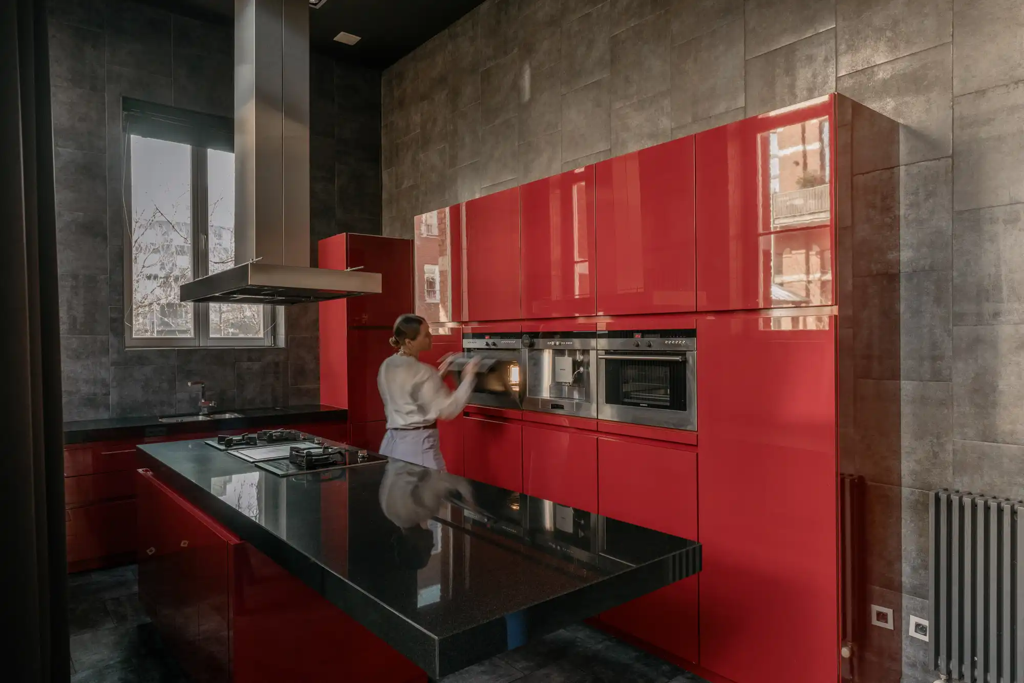 Doornroosje en Zillion in één sprookje: er was eens een appartement met een vijver in een kasteel. foto 5