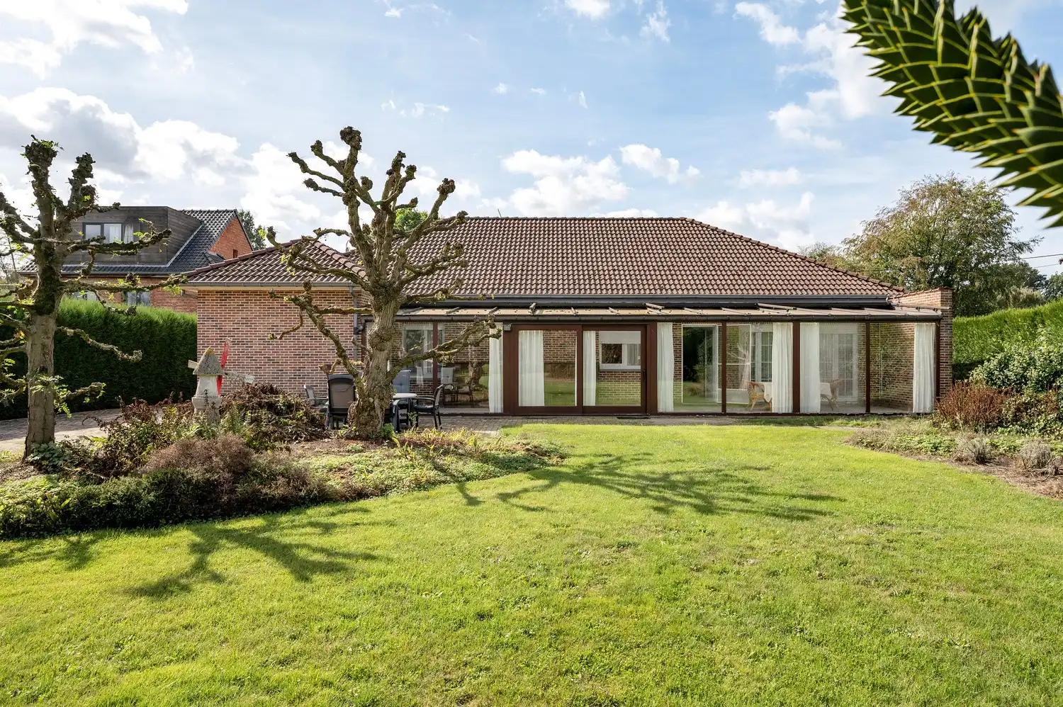 Laagbouwwoning op prachtig perceel van 2196m² foto 36