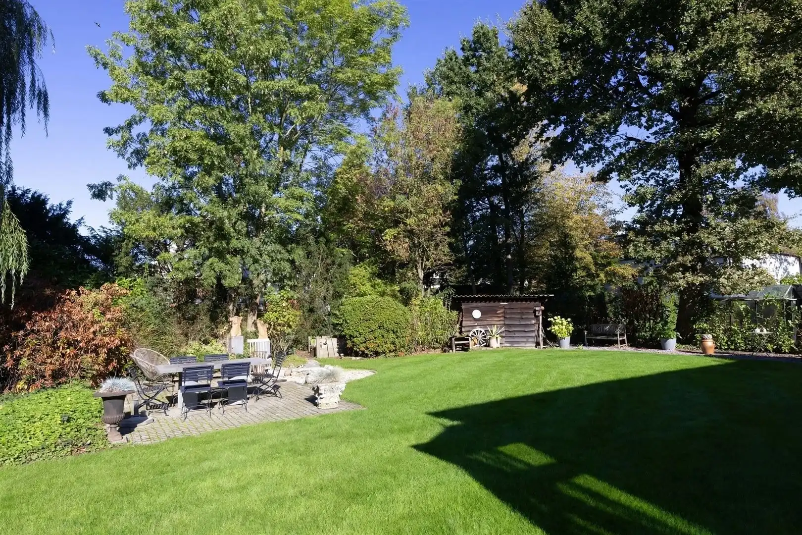 Te renoveren woning in het gegeerde Henegauwberg foto 17