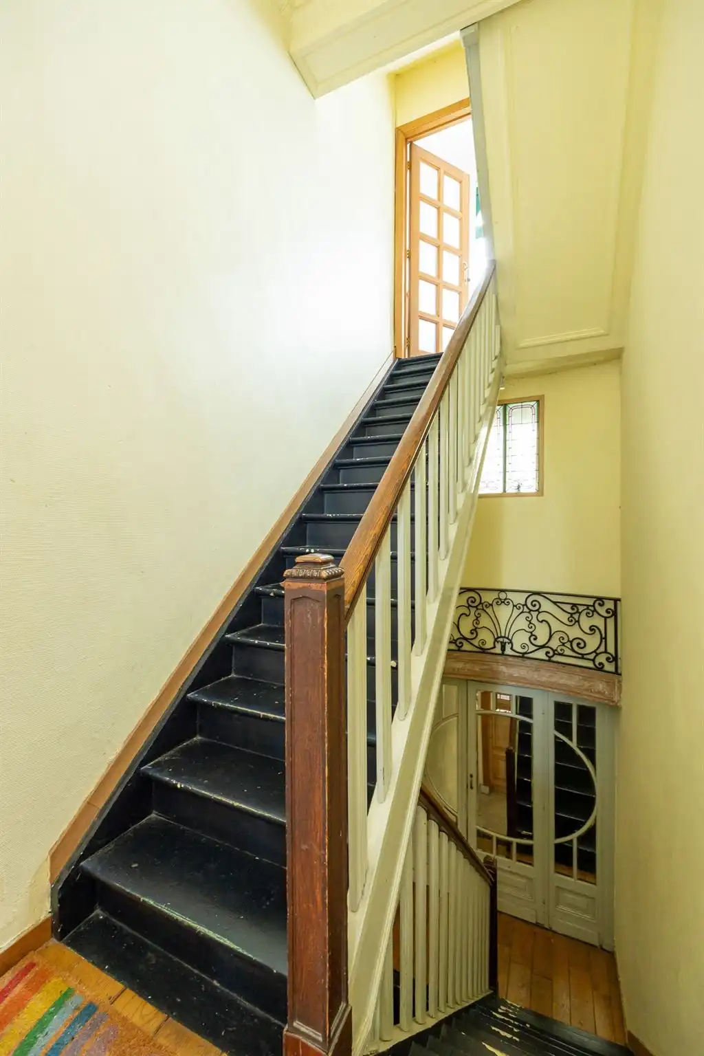 Uitzonderlijk ruime, statige herenwoning foto 19