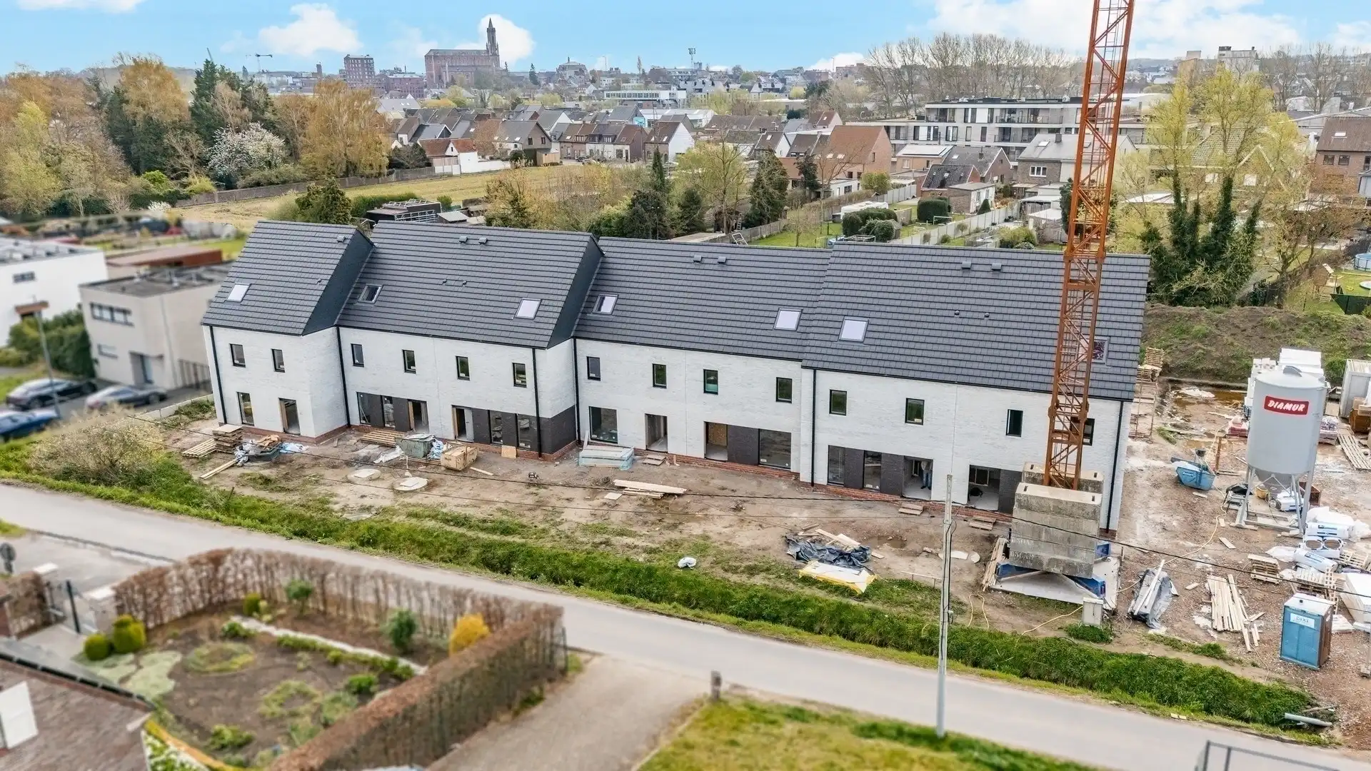 Nieuwbouwwoning met 3 slaapkamers in een zeer rustige buurt foto 7