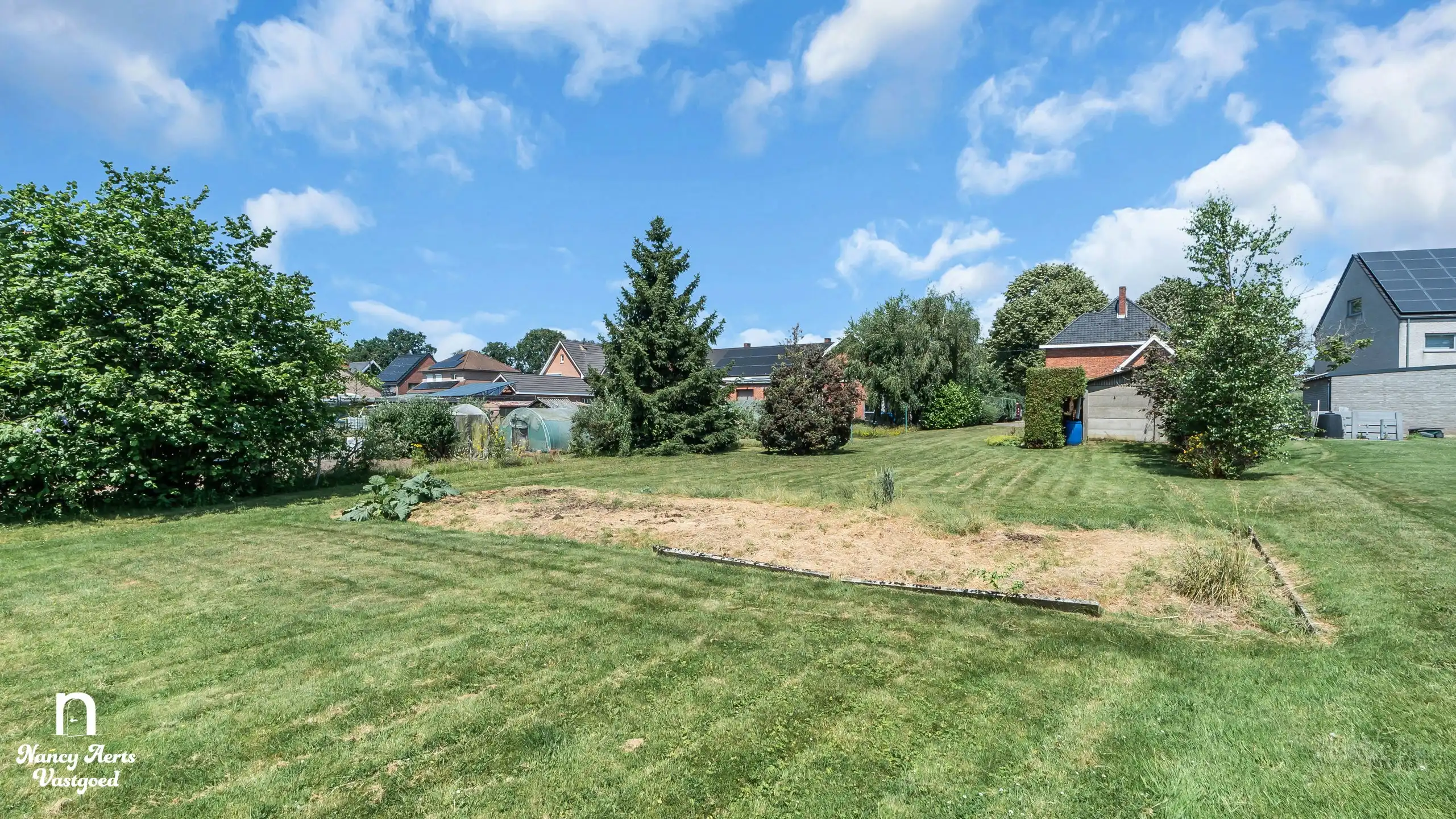 Woning op 1.287 m² met zuidtuin en renovatiepotentieel foto 27