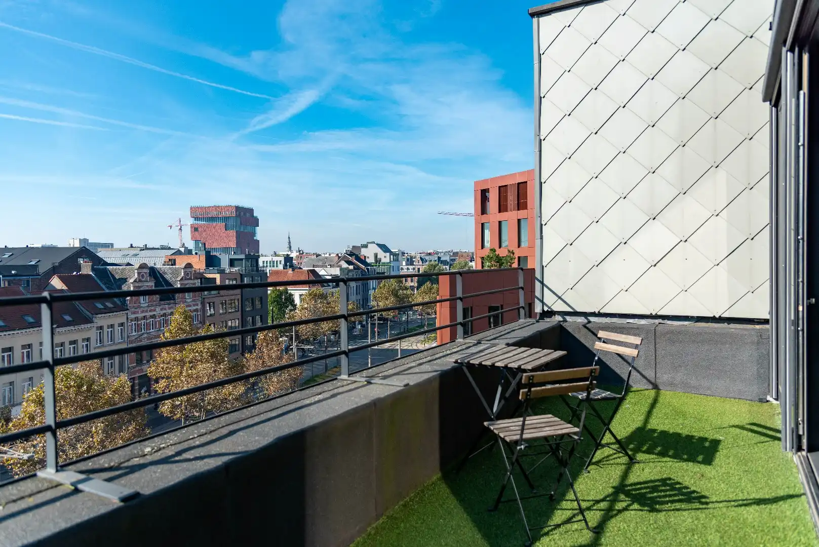 Dakappartement met zicht op het MAS foto 5