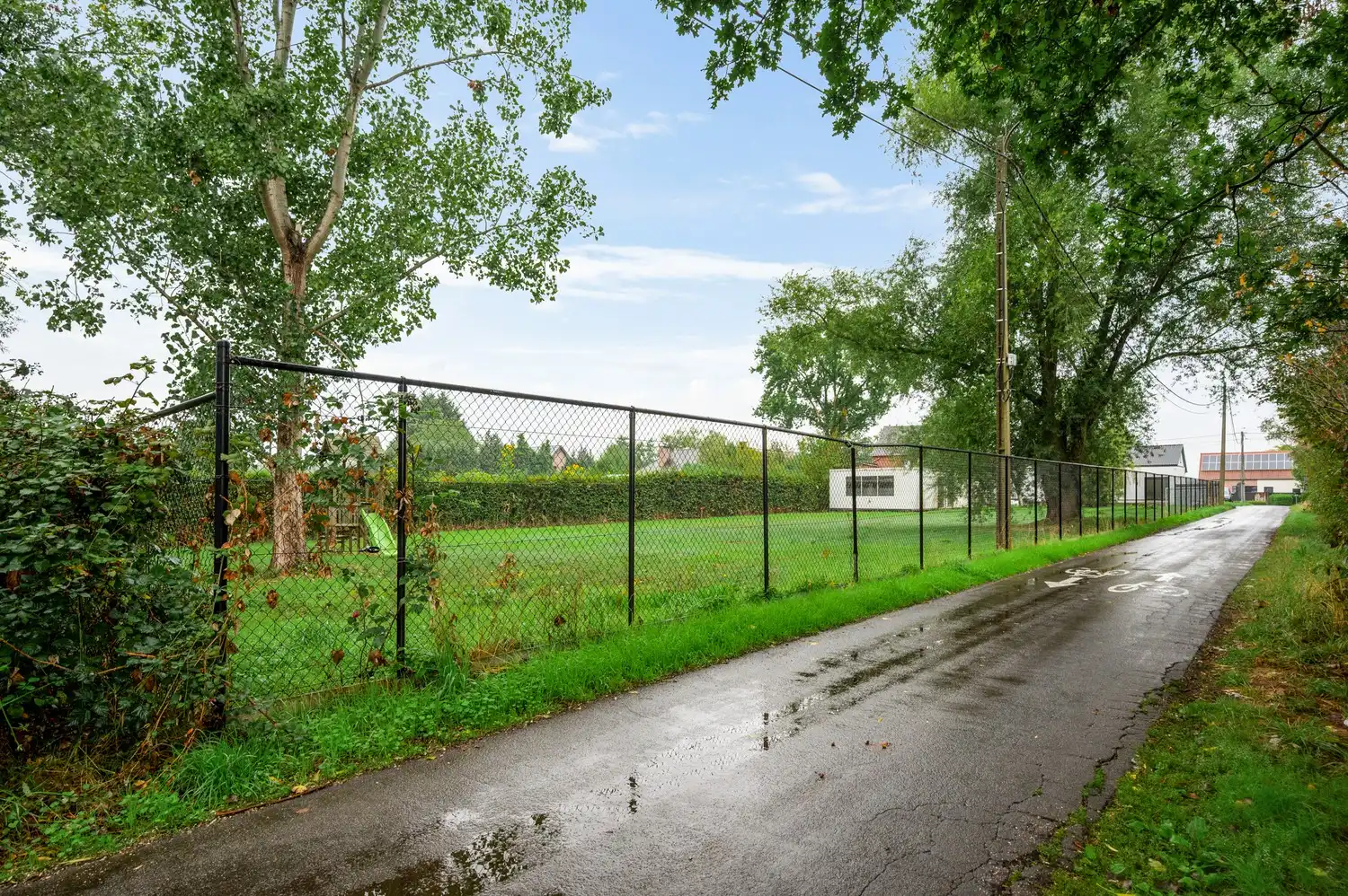 Gerenoveerde woning met 5 slpkrs en 2 badkamers op perceel van 2527m² te Onze-Lieve-Vrouw-Waver foto 20