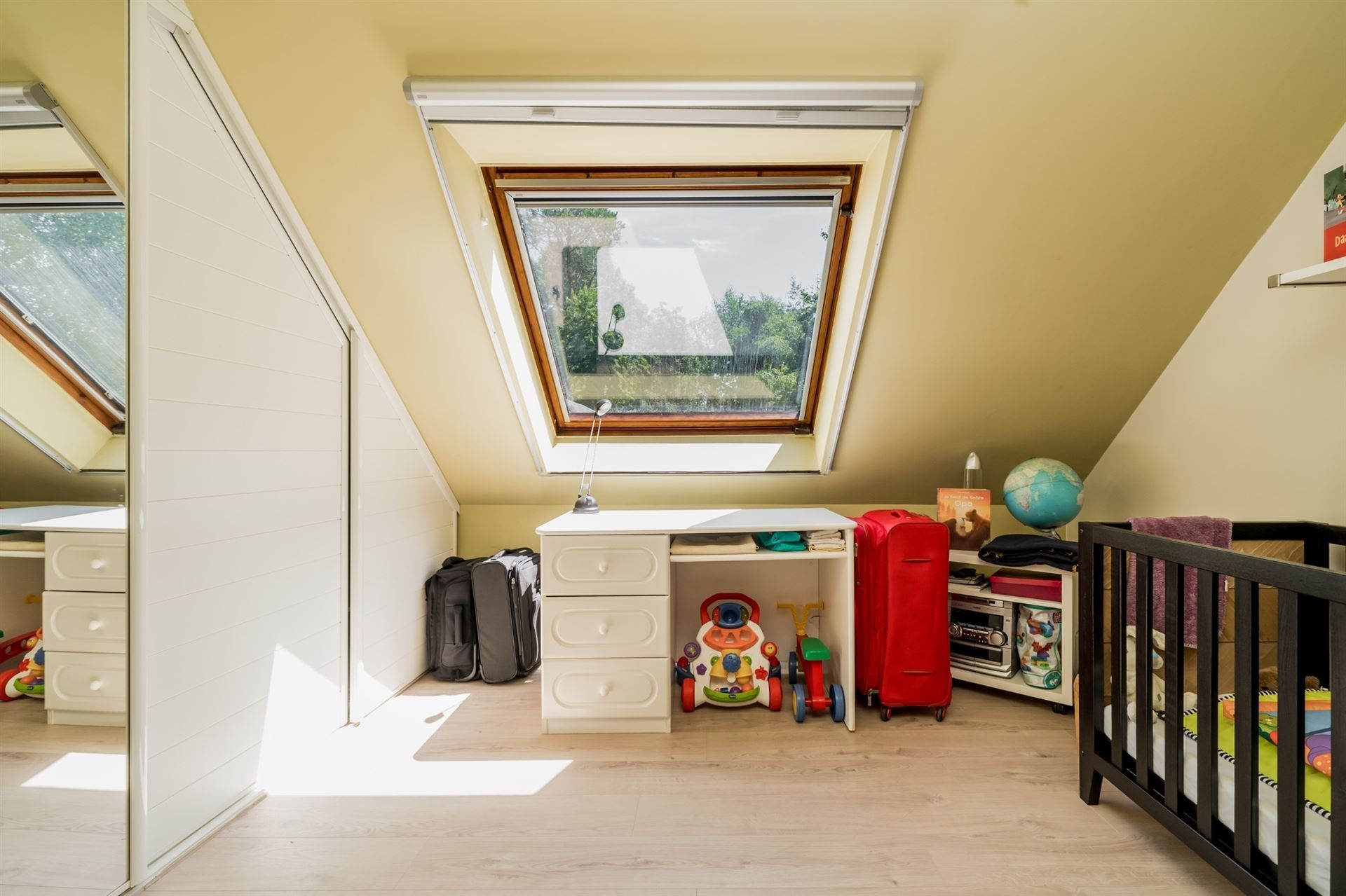 Unieke villa te koop met als troeven: Rust, ruimte en comfort in het groen foto 32