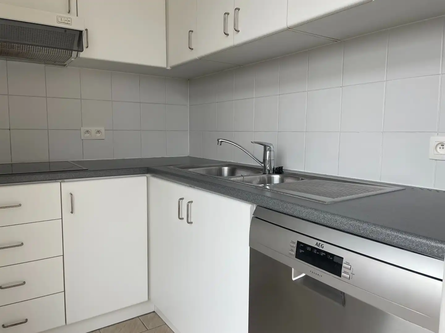 Prachtig dakappartement met 2 grote terrassen foto 5