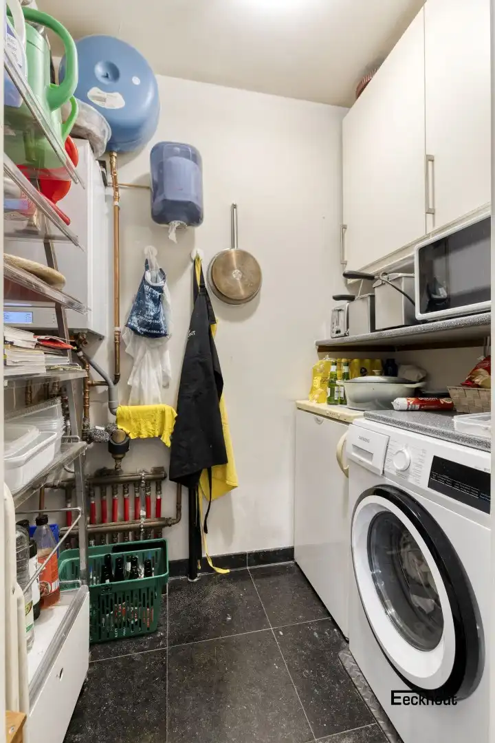 Ruim 3-slaapkamer appartement met zonneterras aan het Prinses Stefanieplein te Oostende foto 9