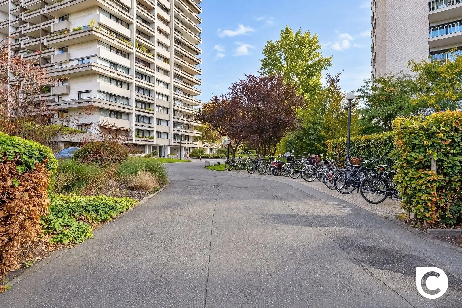 Ondergrondse staanplaats in residentie Hertogenpark foto 2